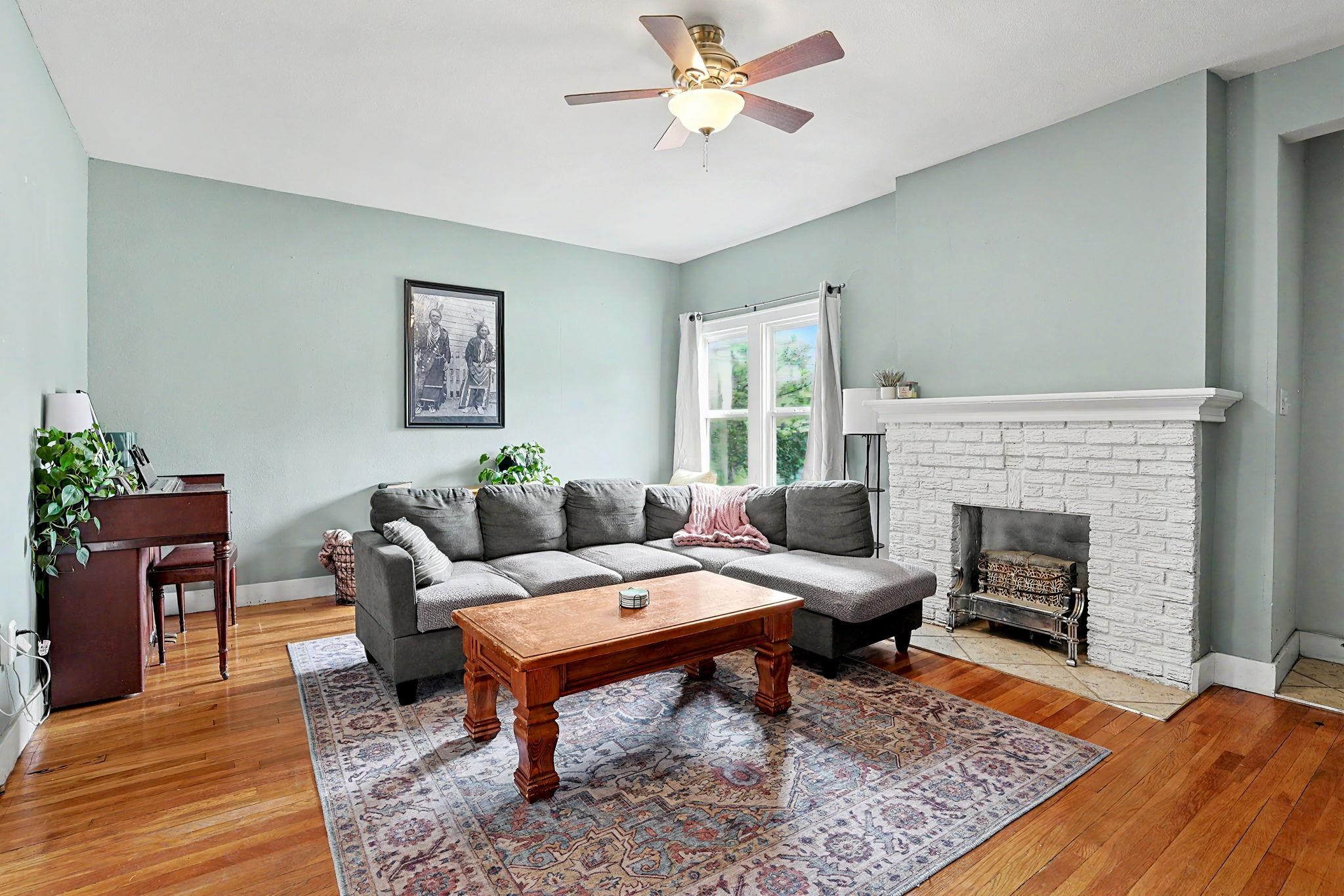 448 S Belmont Street Wichita KS 67218