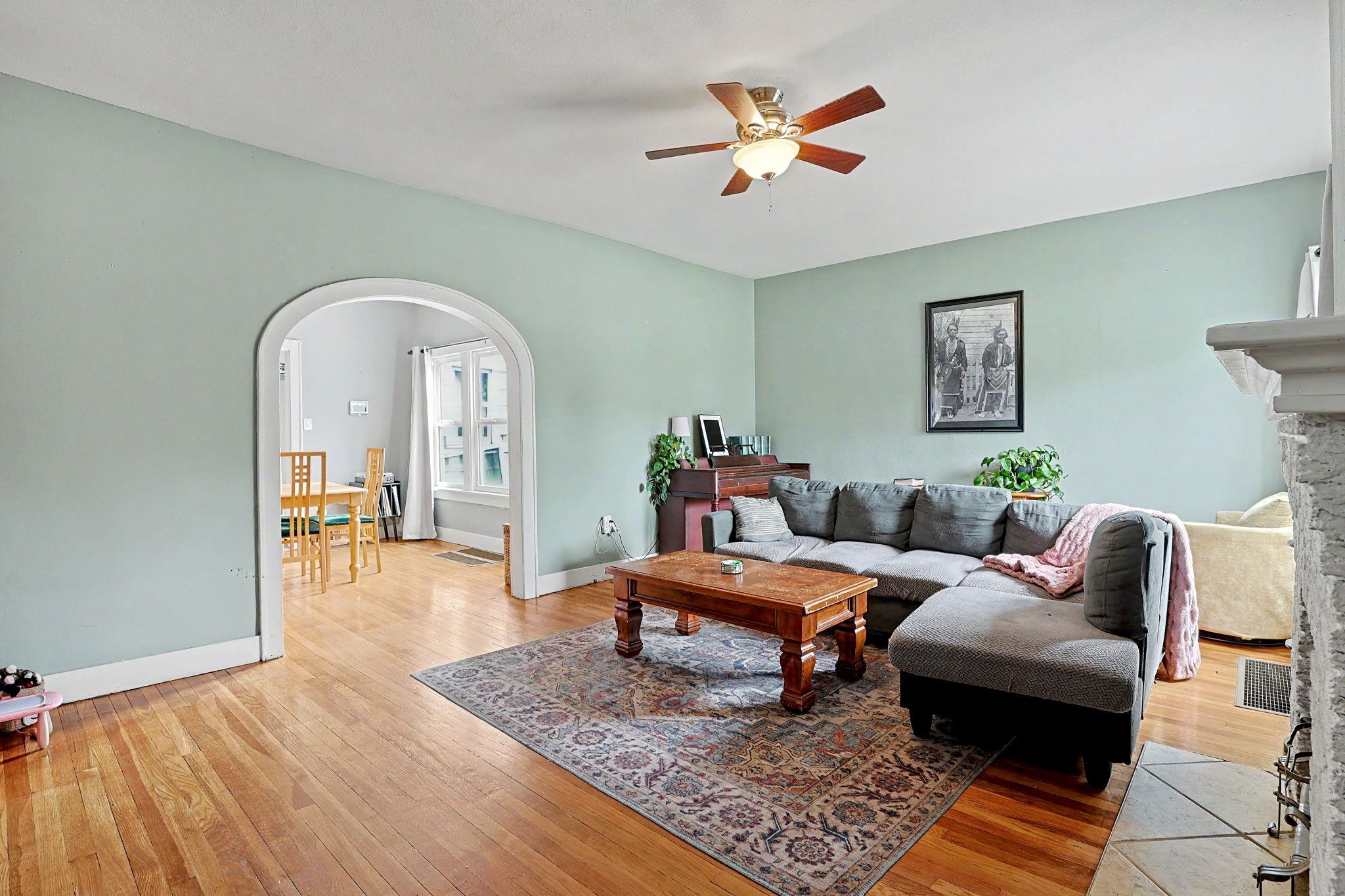 448 S Belmont Street Wichita KS 67218