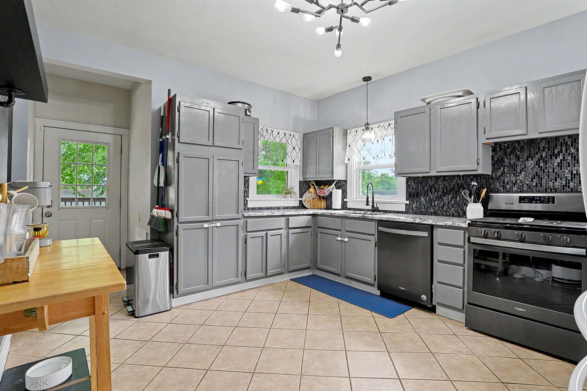 448 S Belmont Street Wichita KS 67218