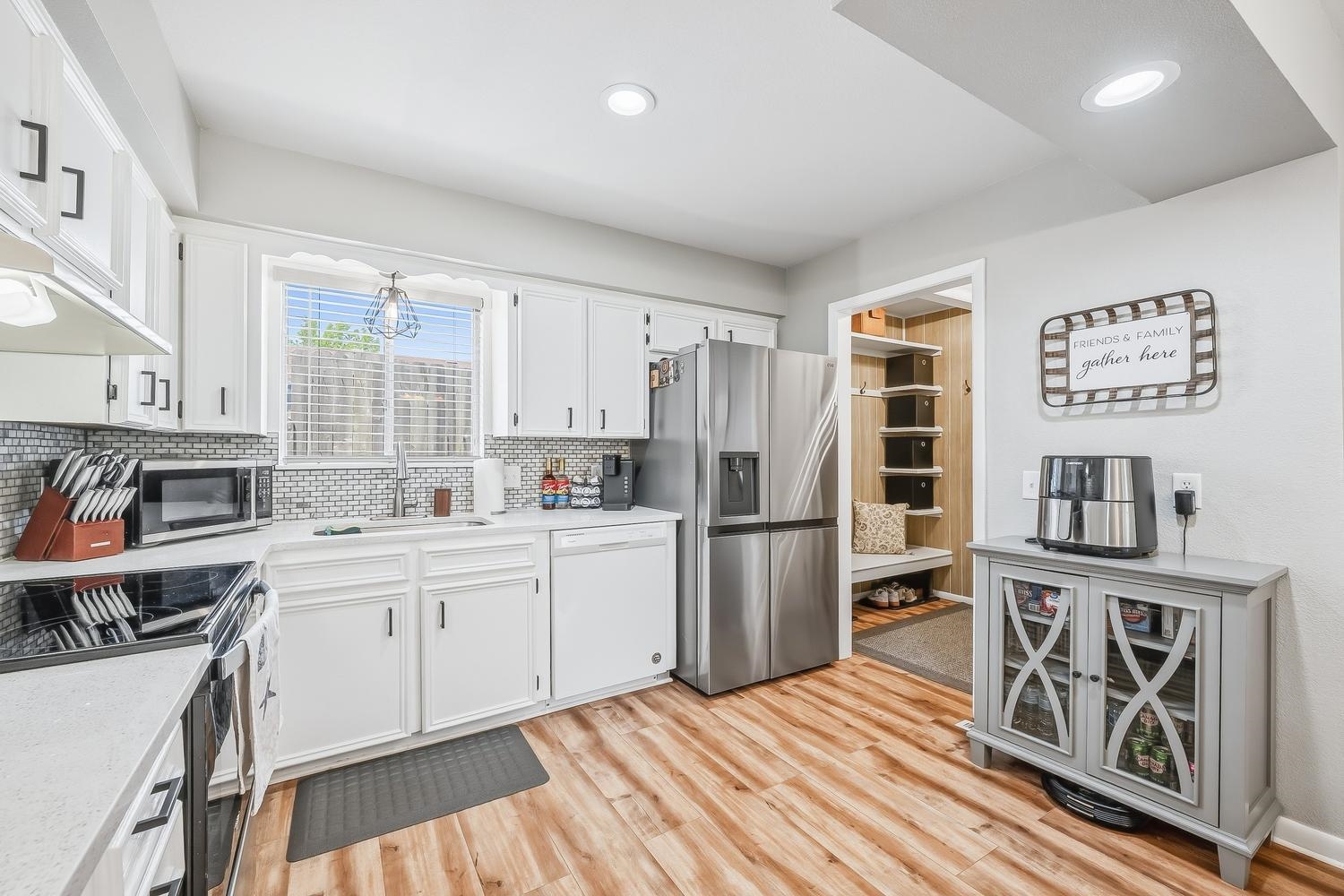 4209 Charron Wichita KS 67220