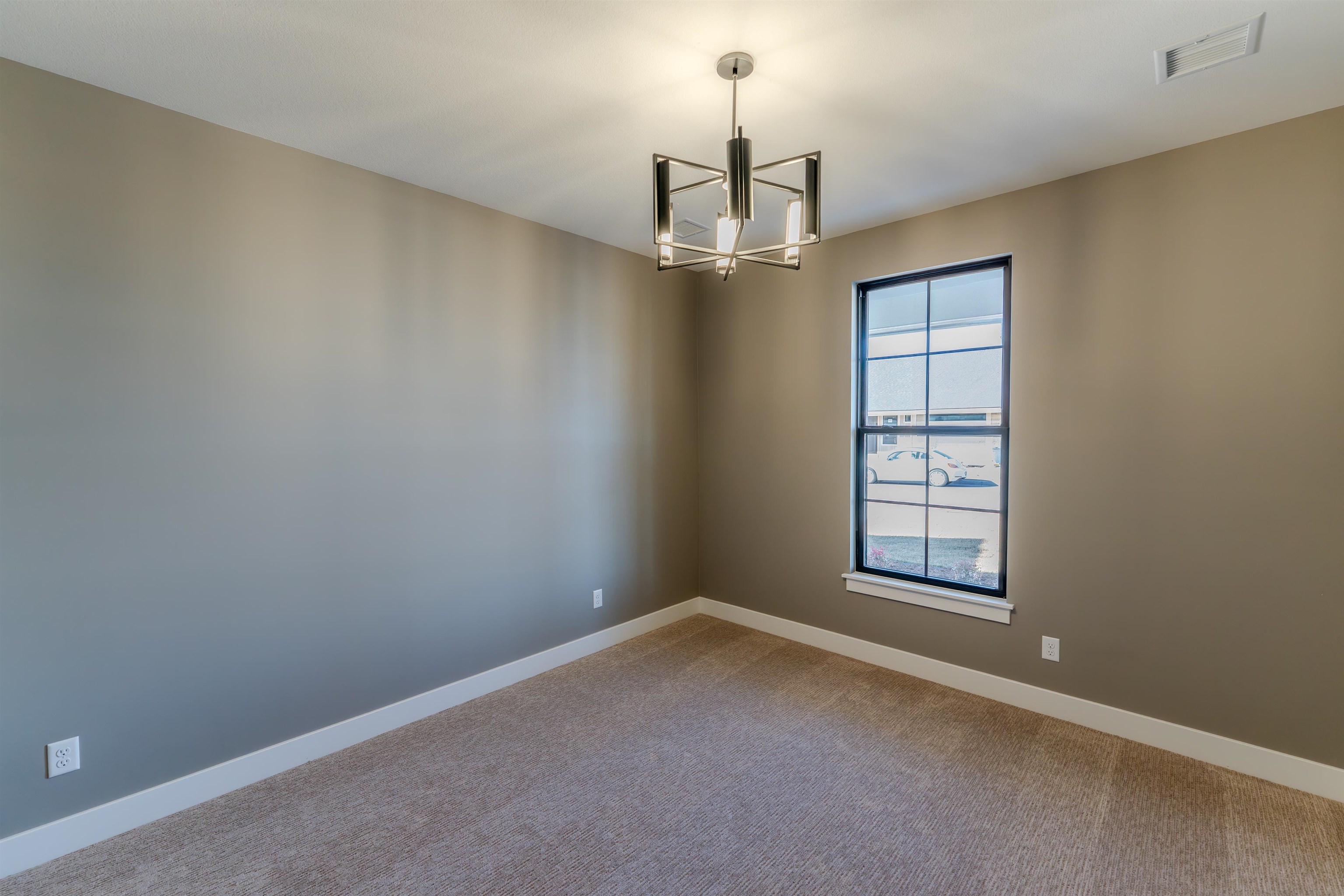 4542 N Sandkey Street Wichita KS 67204