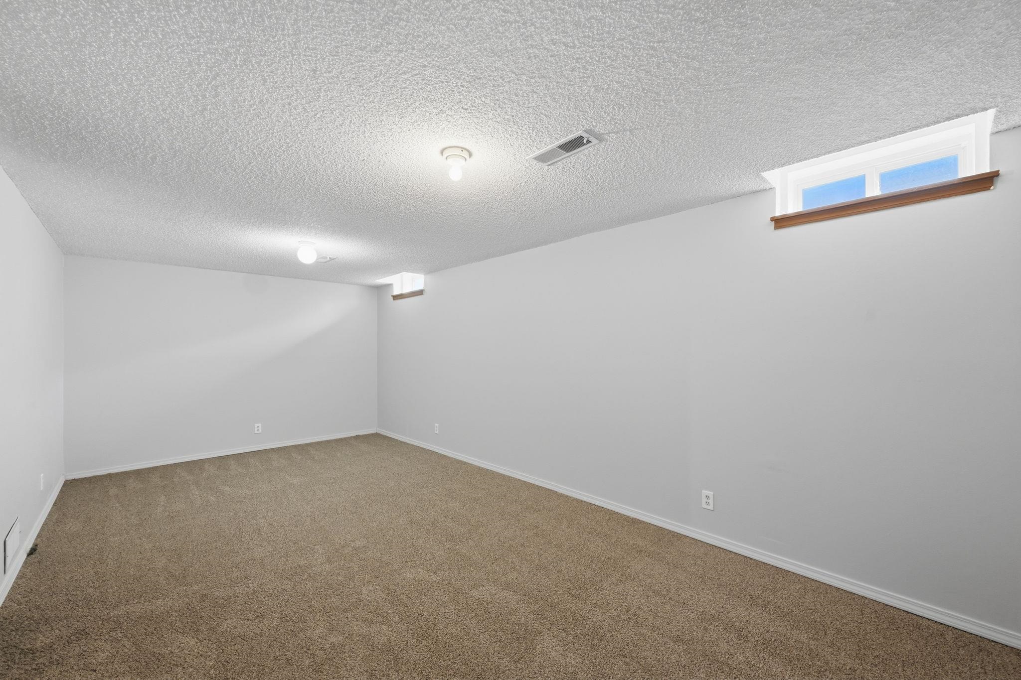 1673 N Timothy Lane Wichita KS 67212