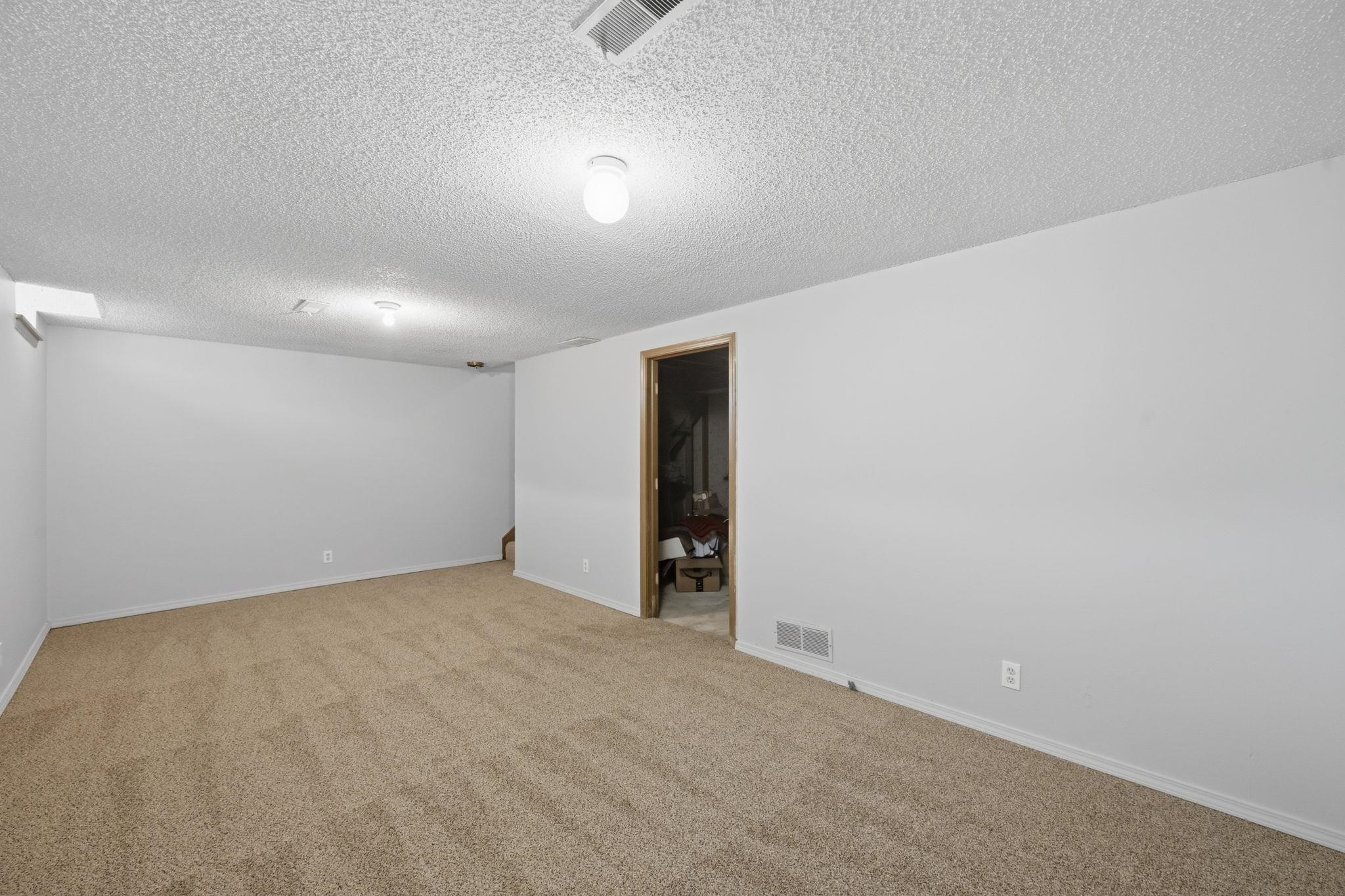 1673 N Timothy Lane Wichita KS 67212