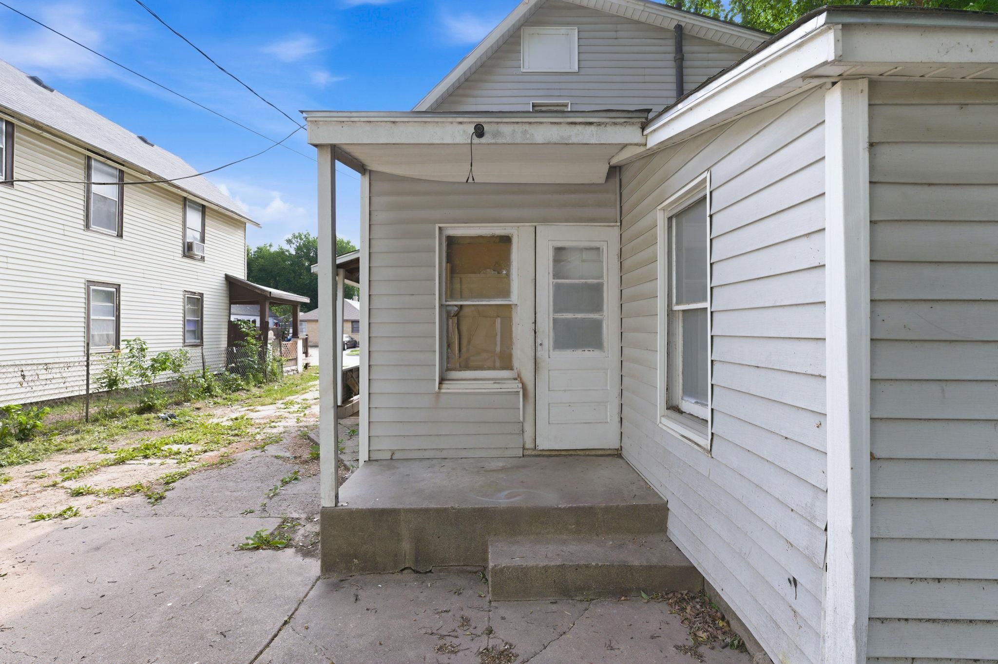 611 S Hydraulic Avenue Wichita KS 67211