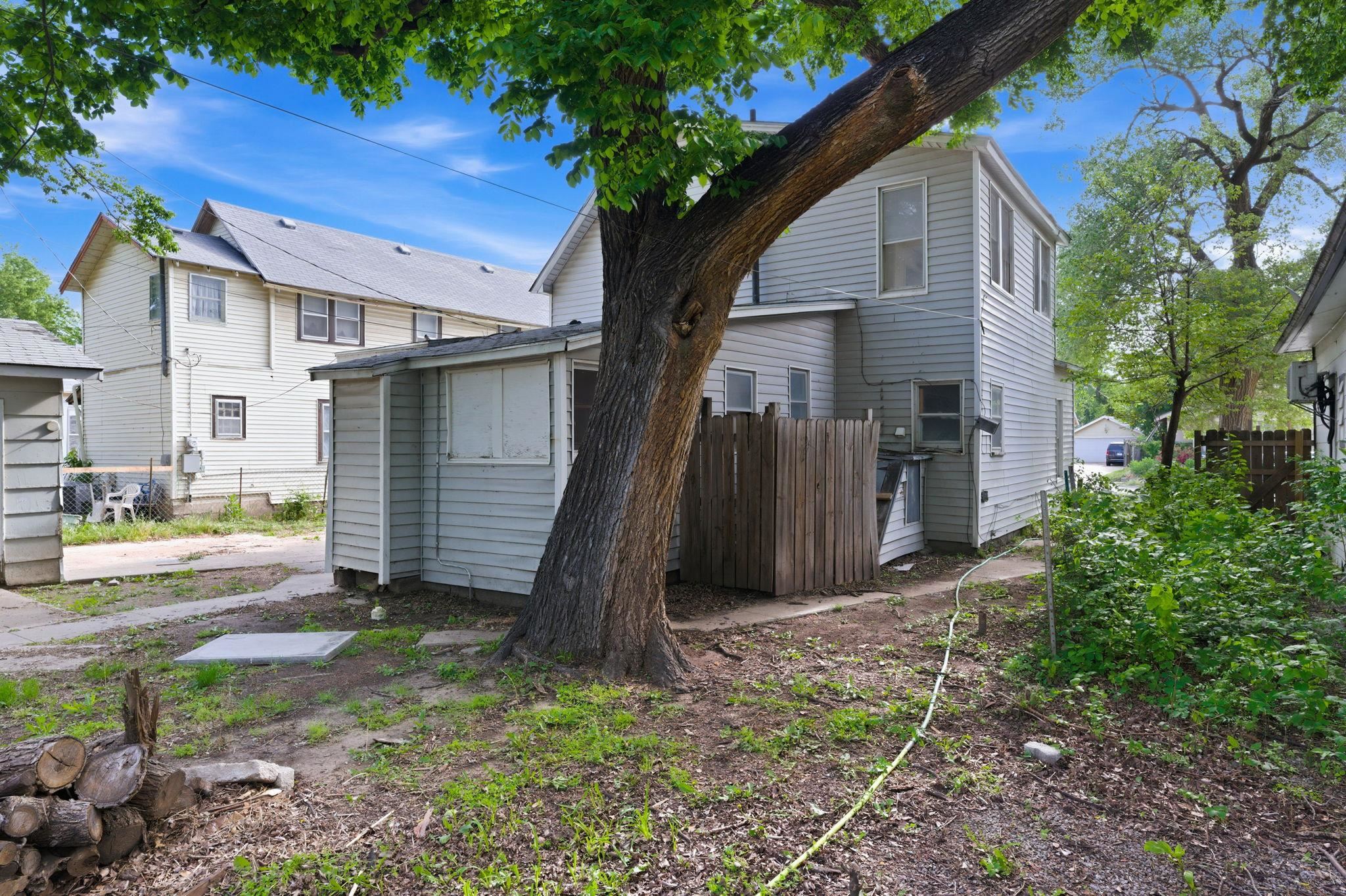 611 S Hydraulic Avenue Wichita KS 67211