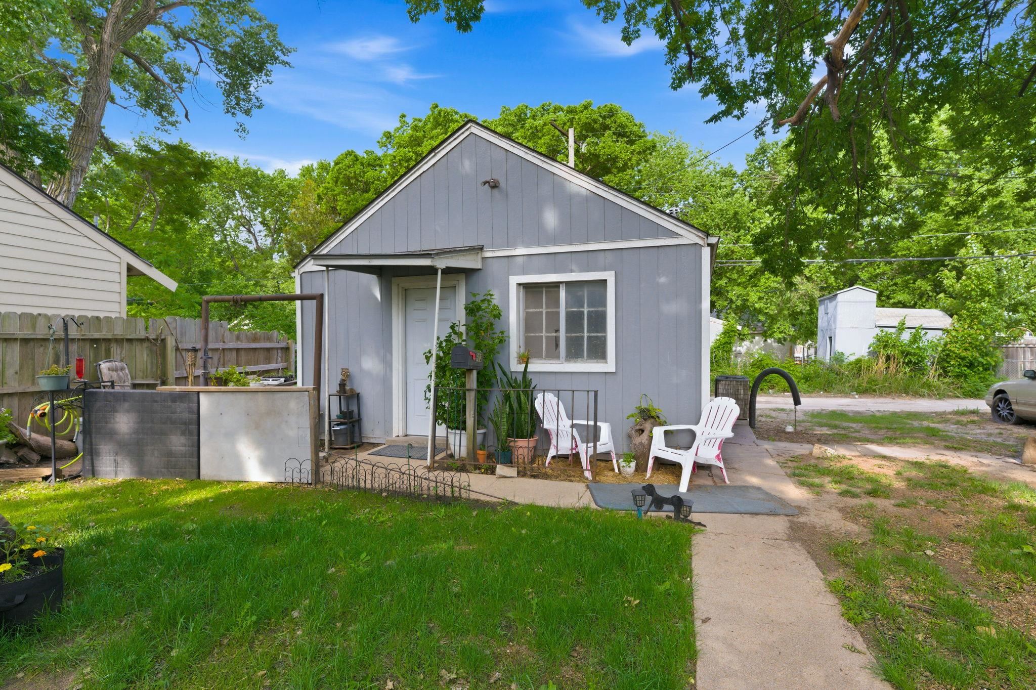 611 S Hydraulic Avenue Wichita KS 67211