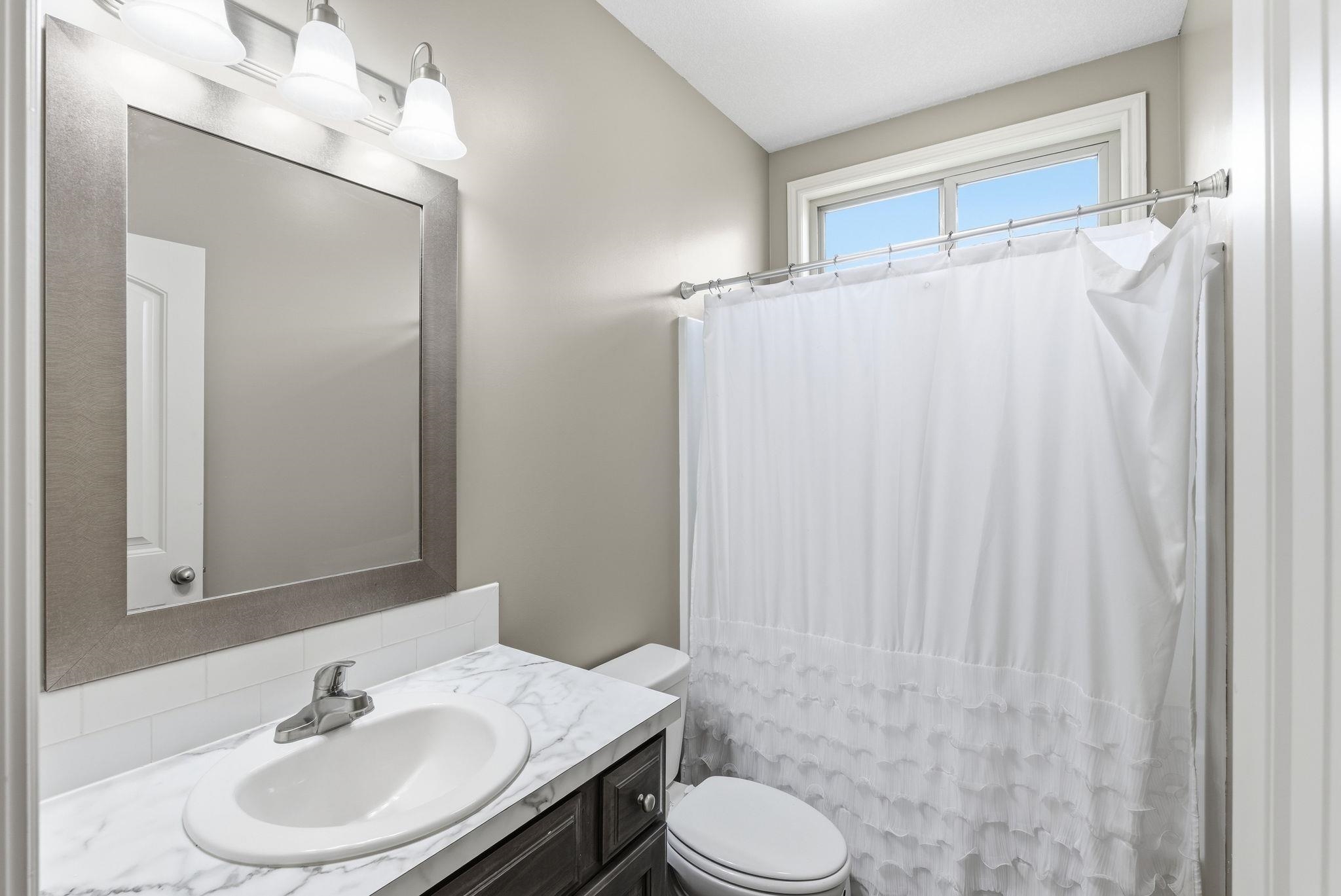 1233 E Bearhill Circle Park City KS 67147