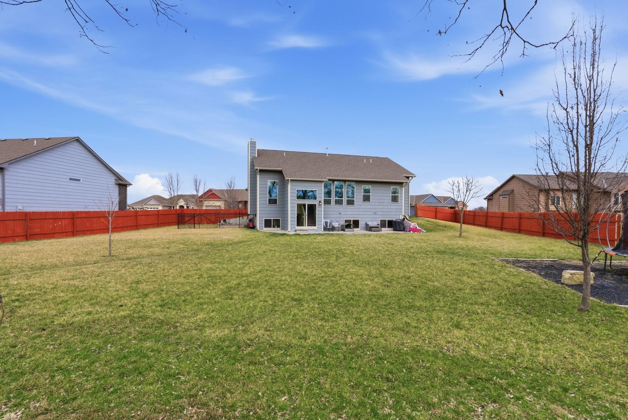 1233 E Bearhill Circle Park City KS 67147