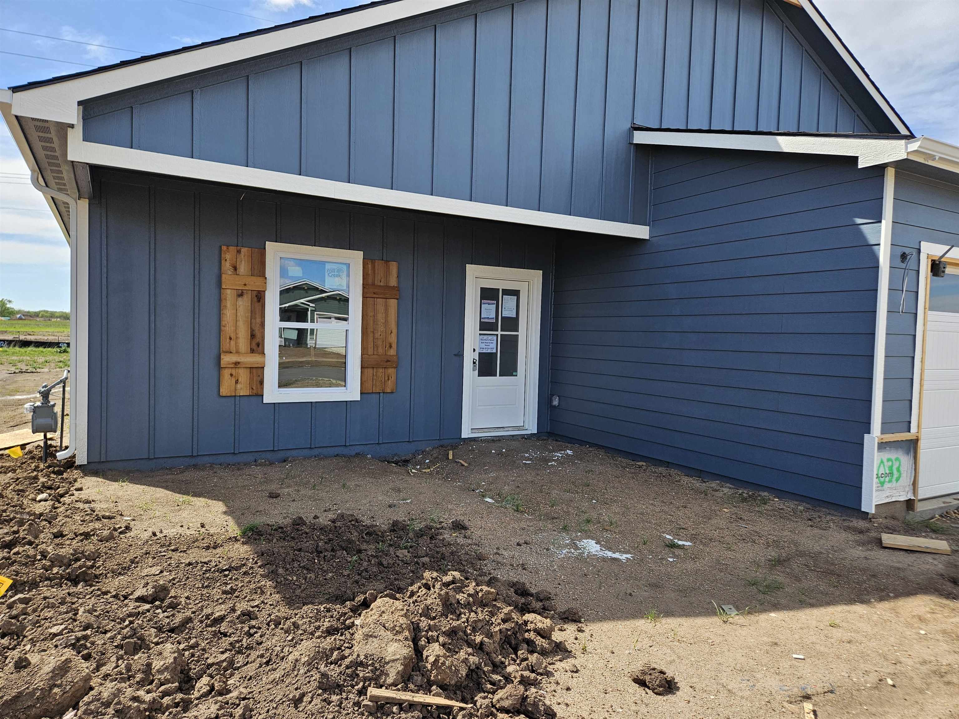 935 N Forestview Street Wichita KS 67235