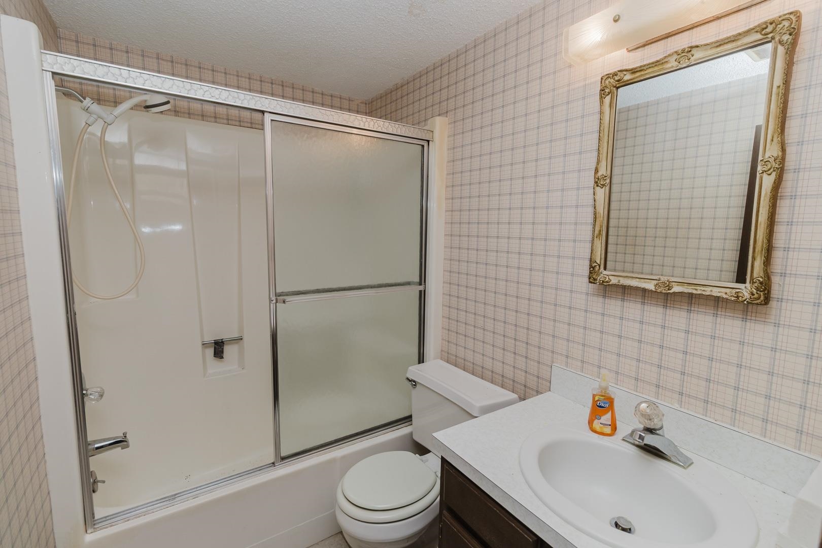4915 Arlene Wichita KS 67220