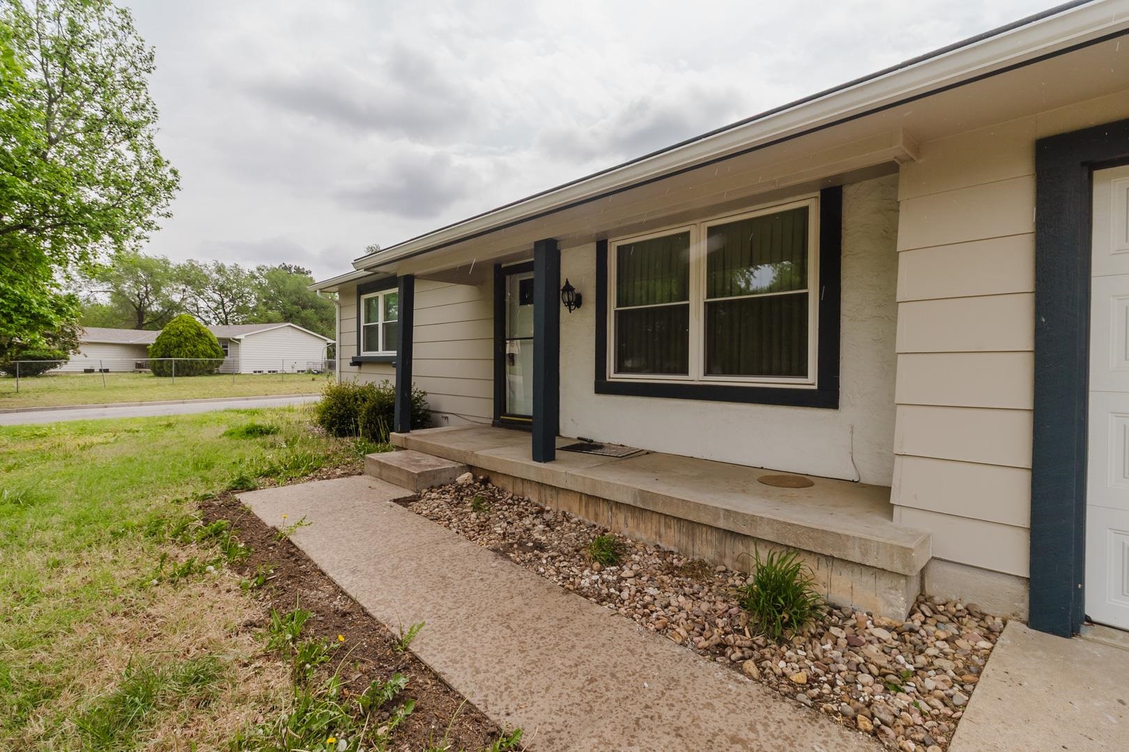 4915 Arlene Wichita KS 67220
