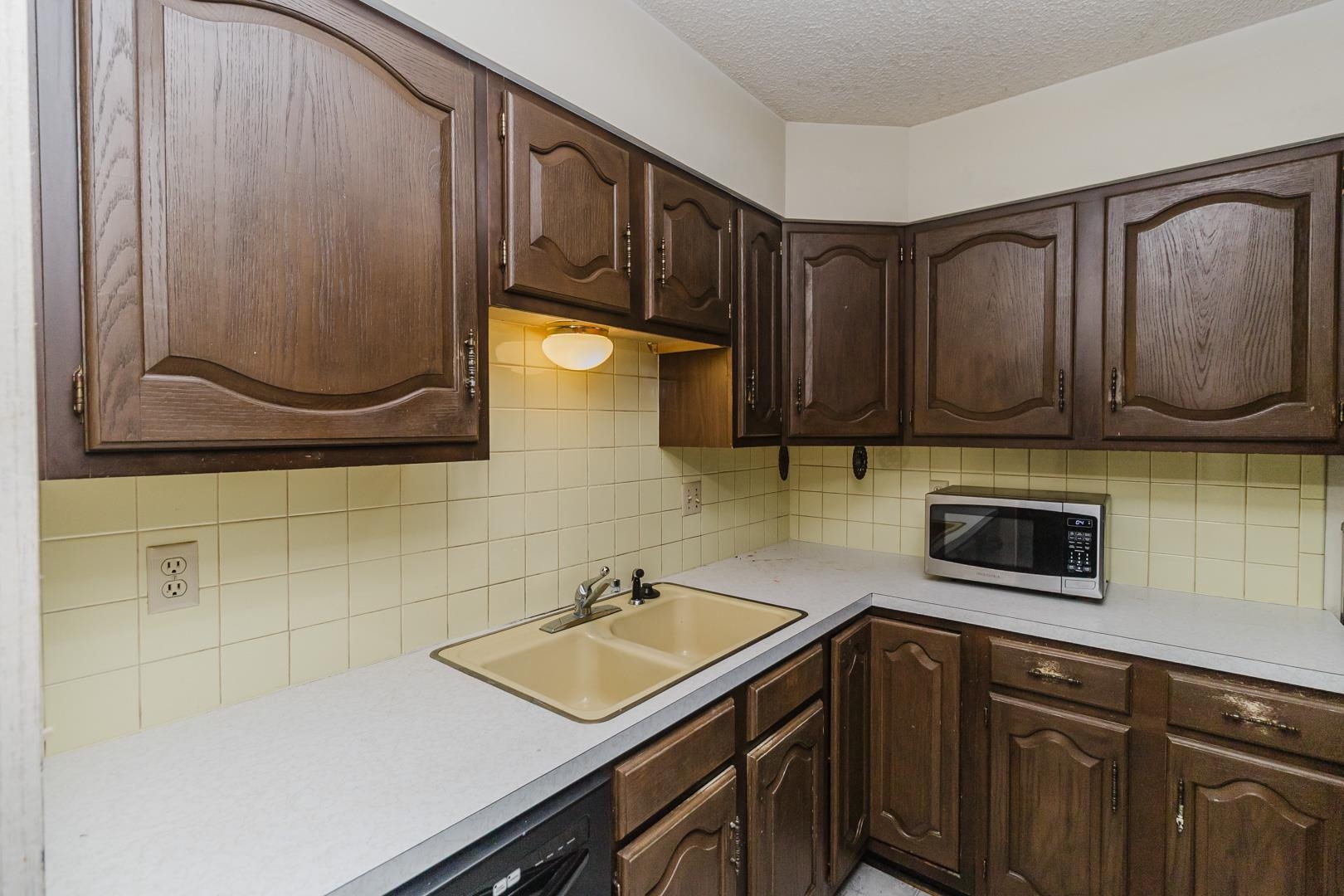 4915 Arlene Wichita KS 67220