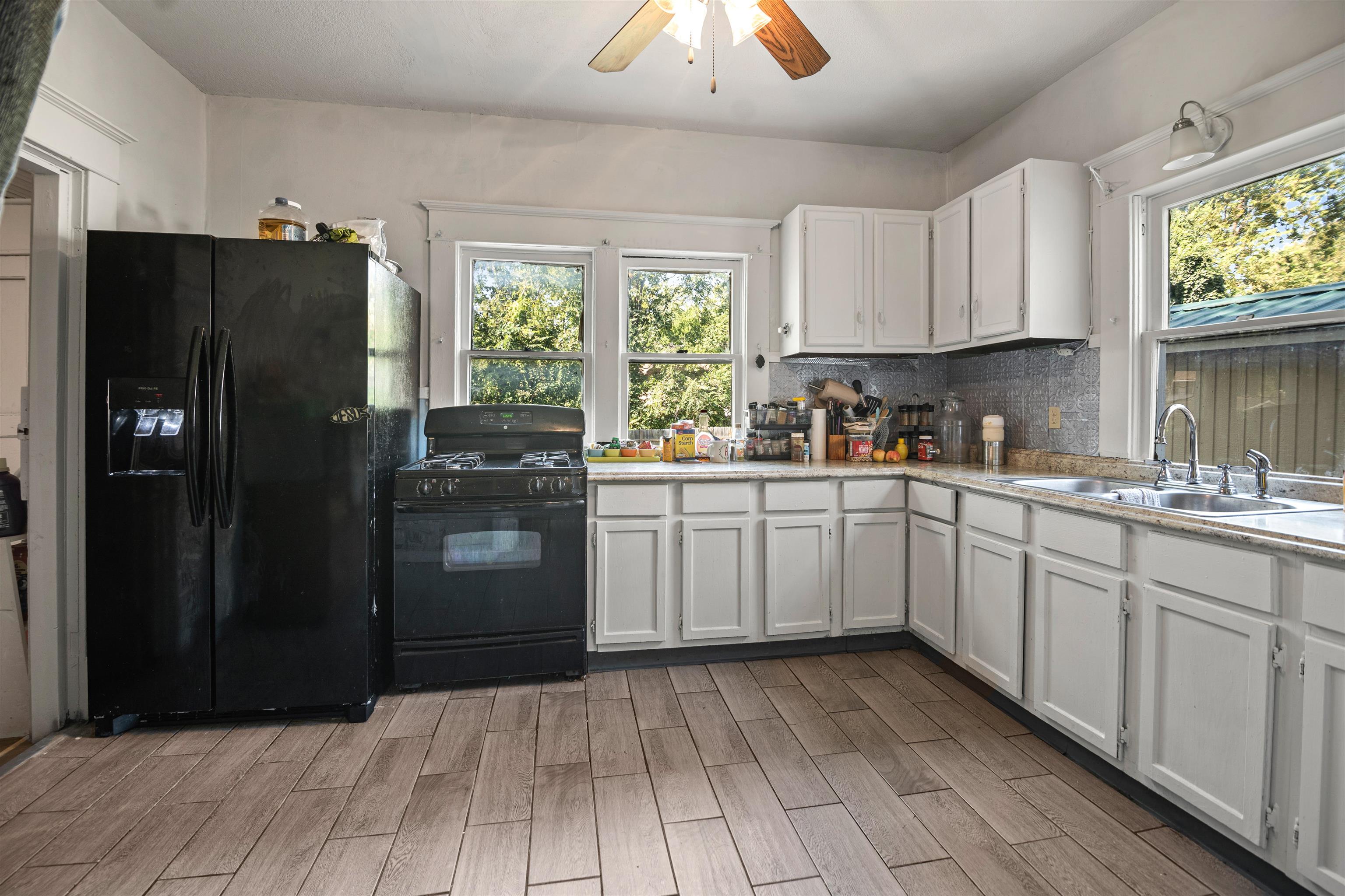 217 N Volutsia Avenue Wichita KS 67214
