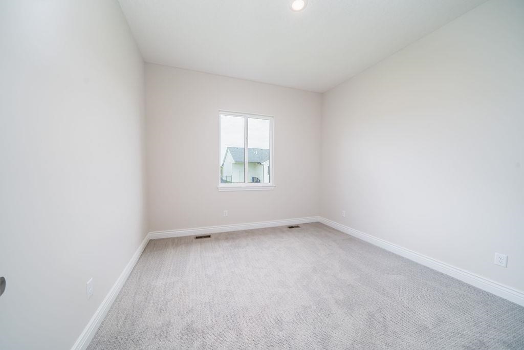 1242 W Ravendale Lane Goddard KS 67052