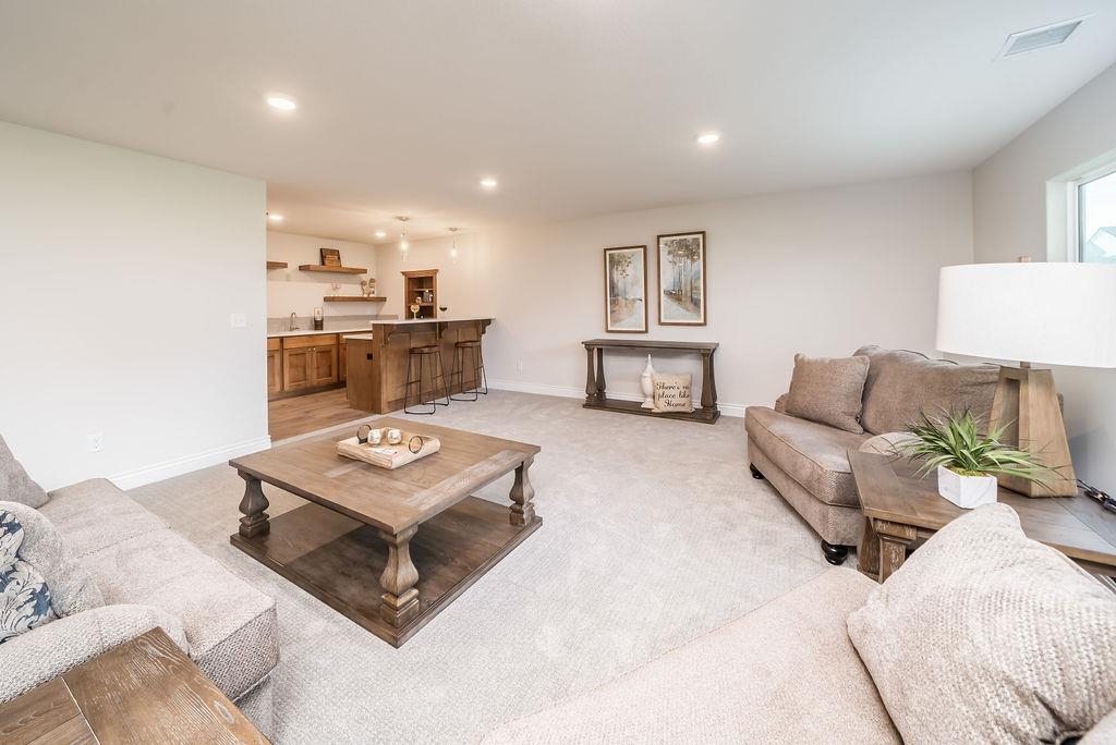 1242 W Ravendale Lane Goddard KS 67052