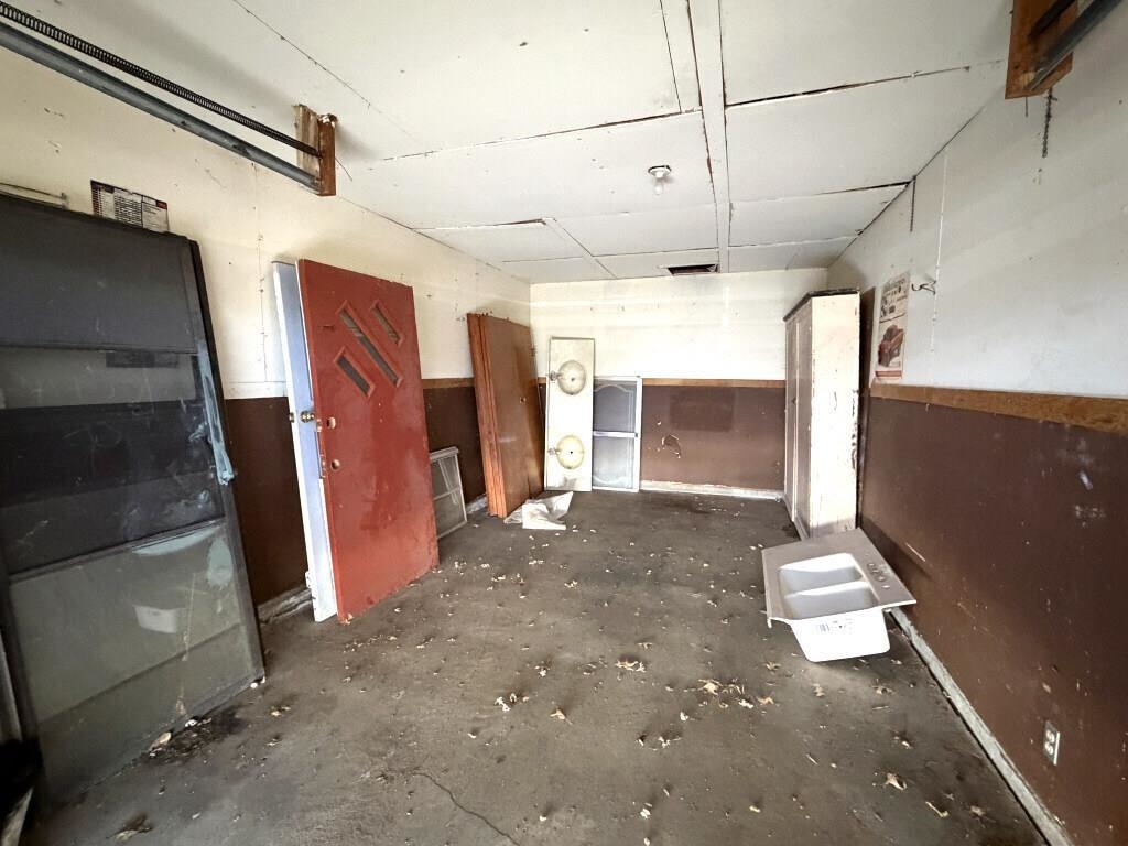1817 N C Wellington KS 67152