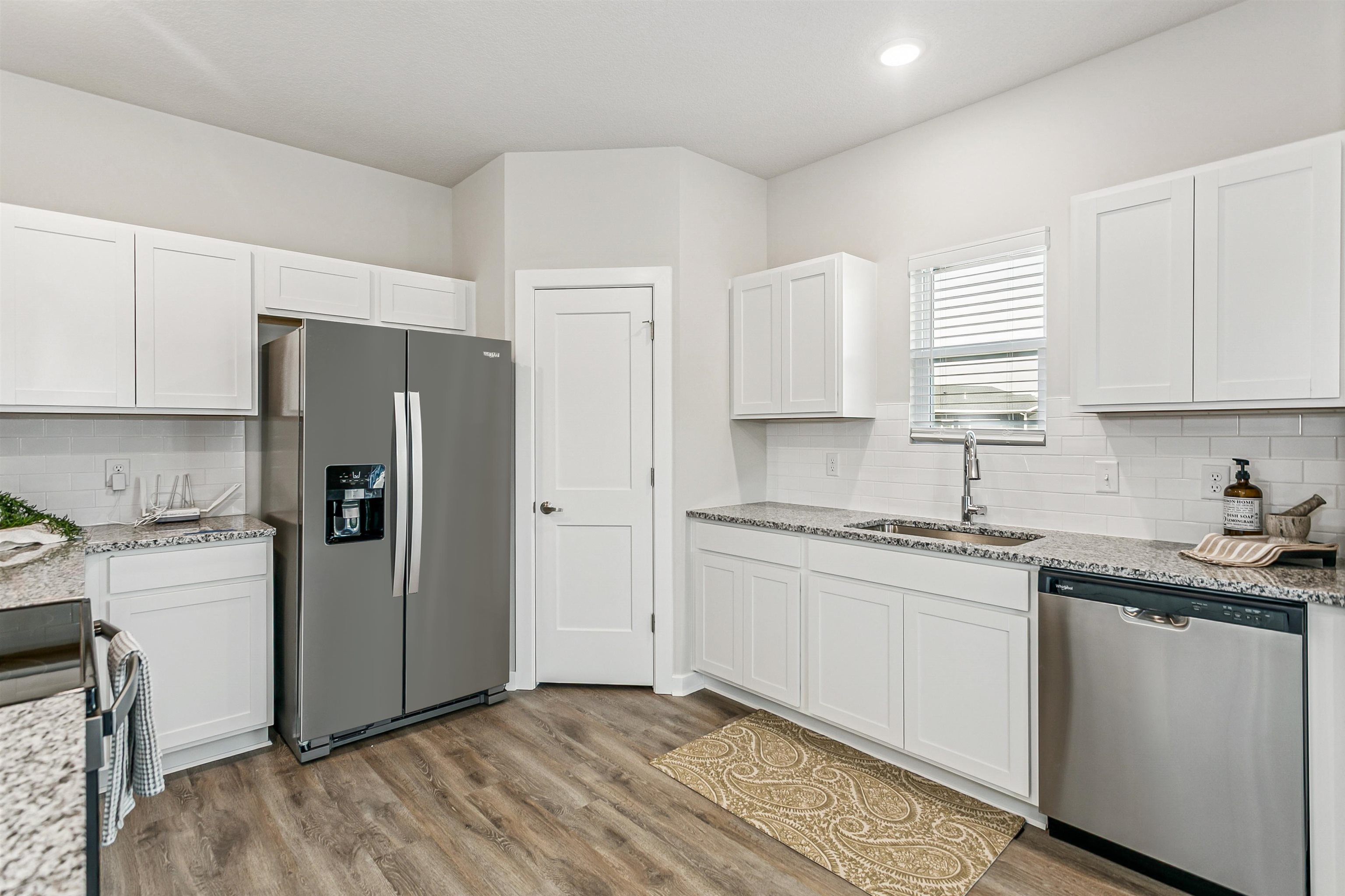 1607 N Emerald Valley Drive Mulvane KS 67110