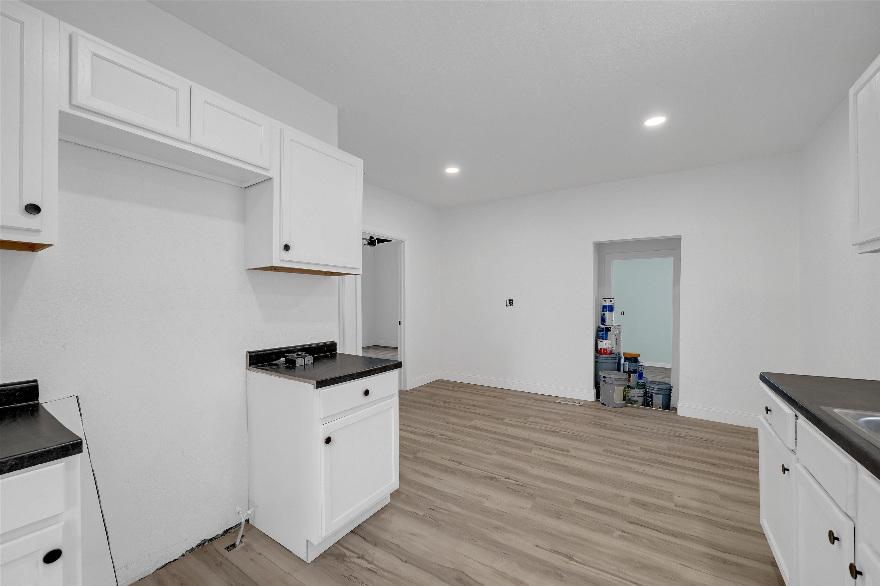 1106 N Grove Avenue Wichita KS 67214