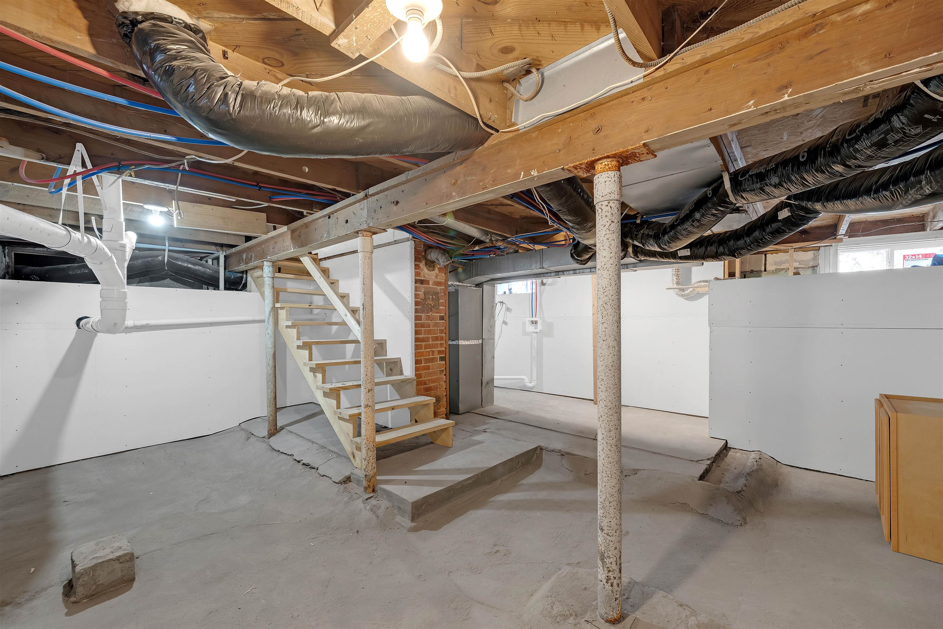 1106 N Grove Avenue Wichita KS 67214