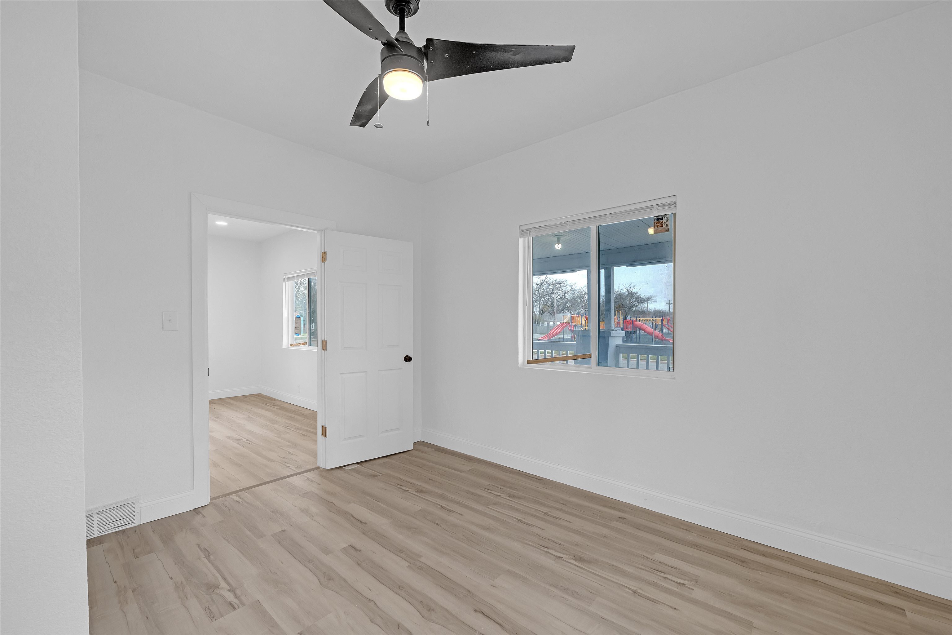 1106 N Grove Avenue Wichita KS 67214