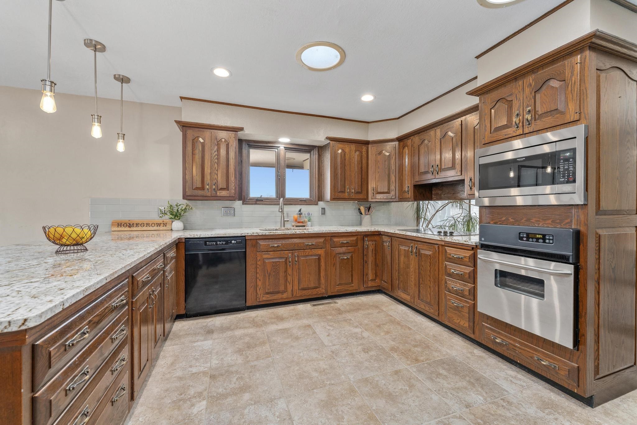 68 E Saint Cloud Place Wichita KS 67230