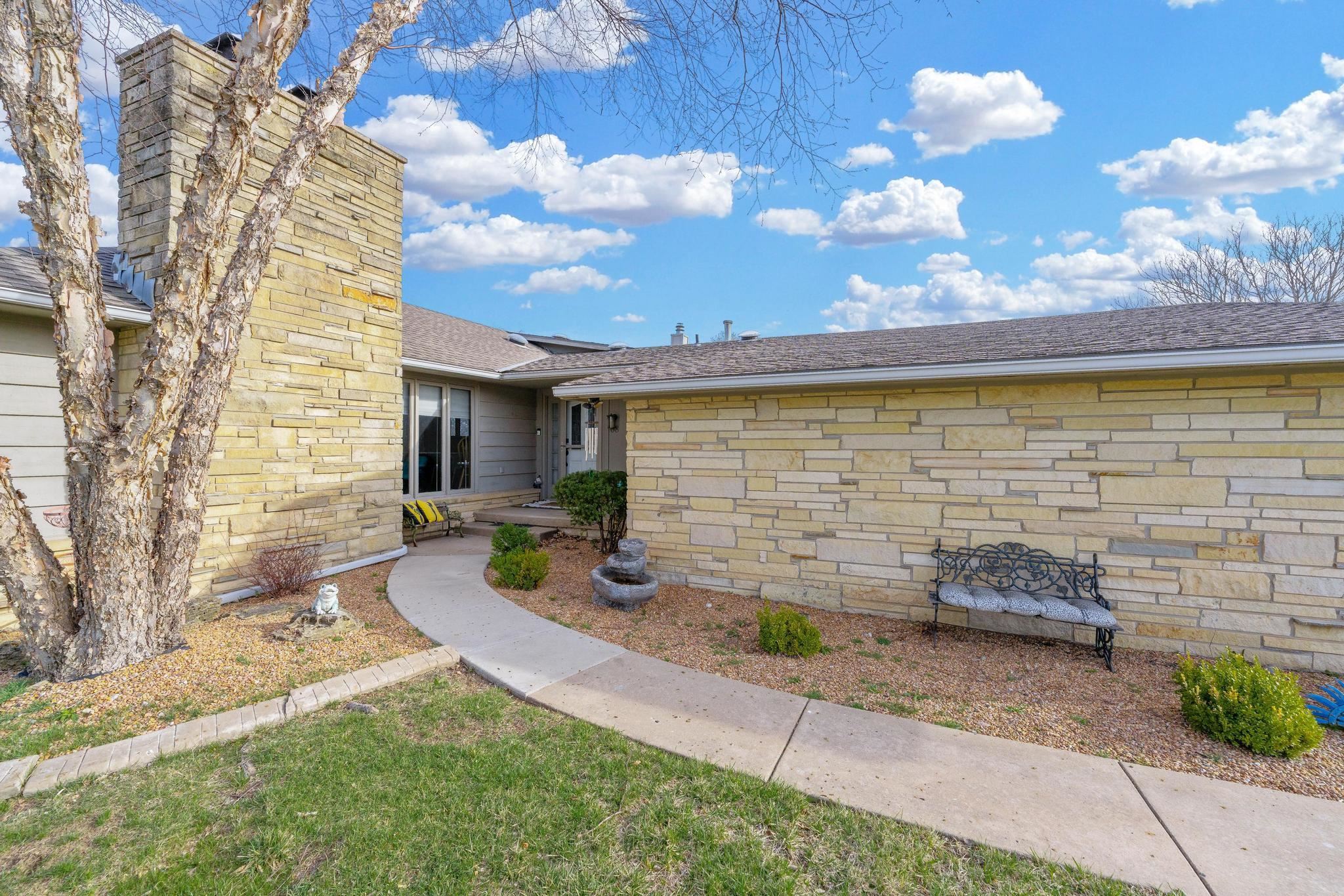 68 E Saint Cloud Place Wichita KS 67230