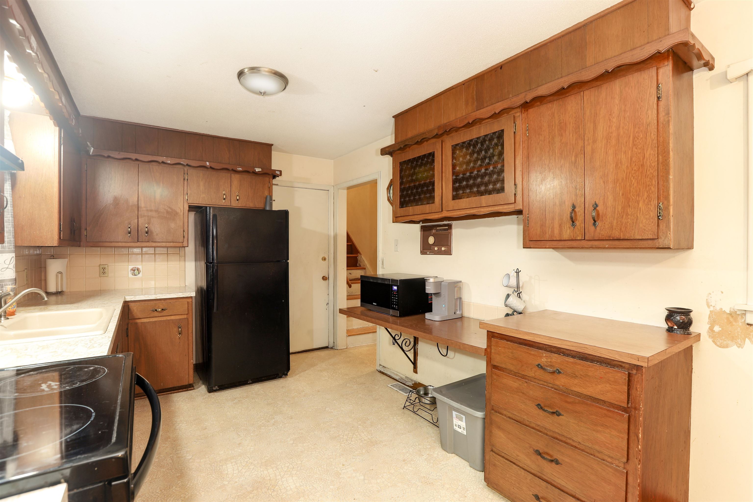 1239 N Illinois Street Wichita KS 67203