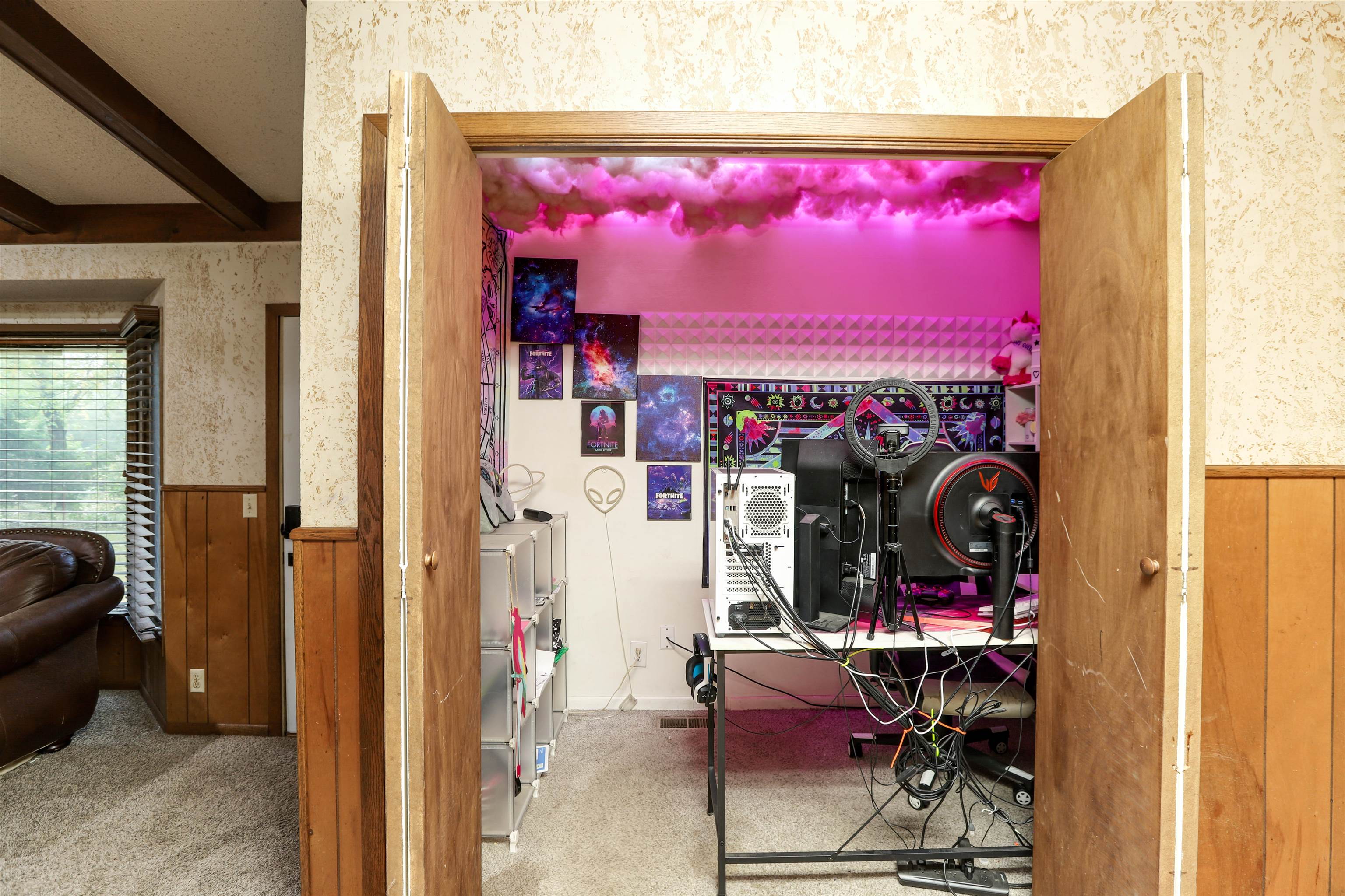 1239 N Illinois Street Wichita KS 67203