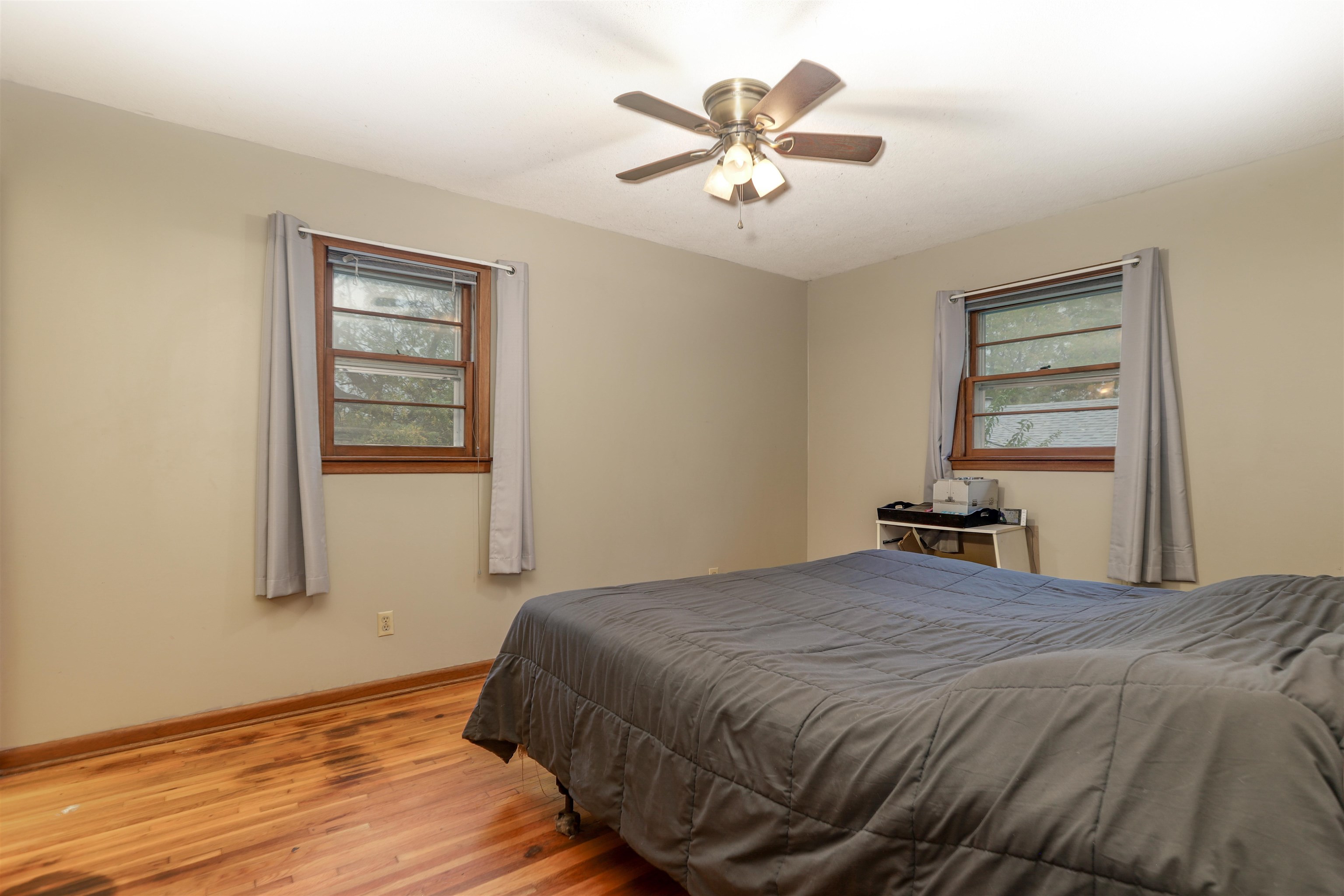 1239 N Illinois Street Wichita KS 67203