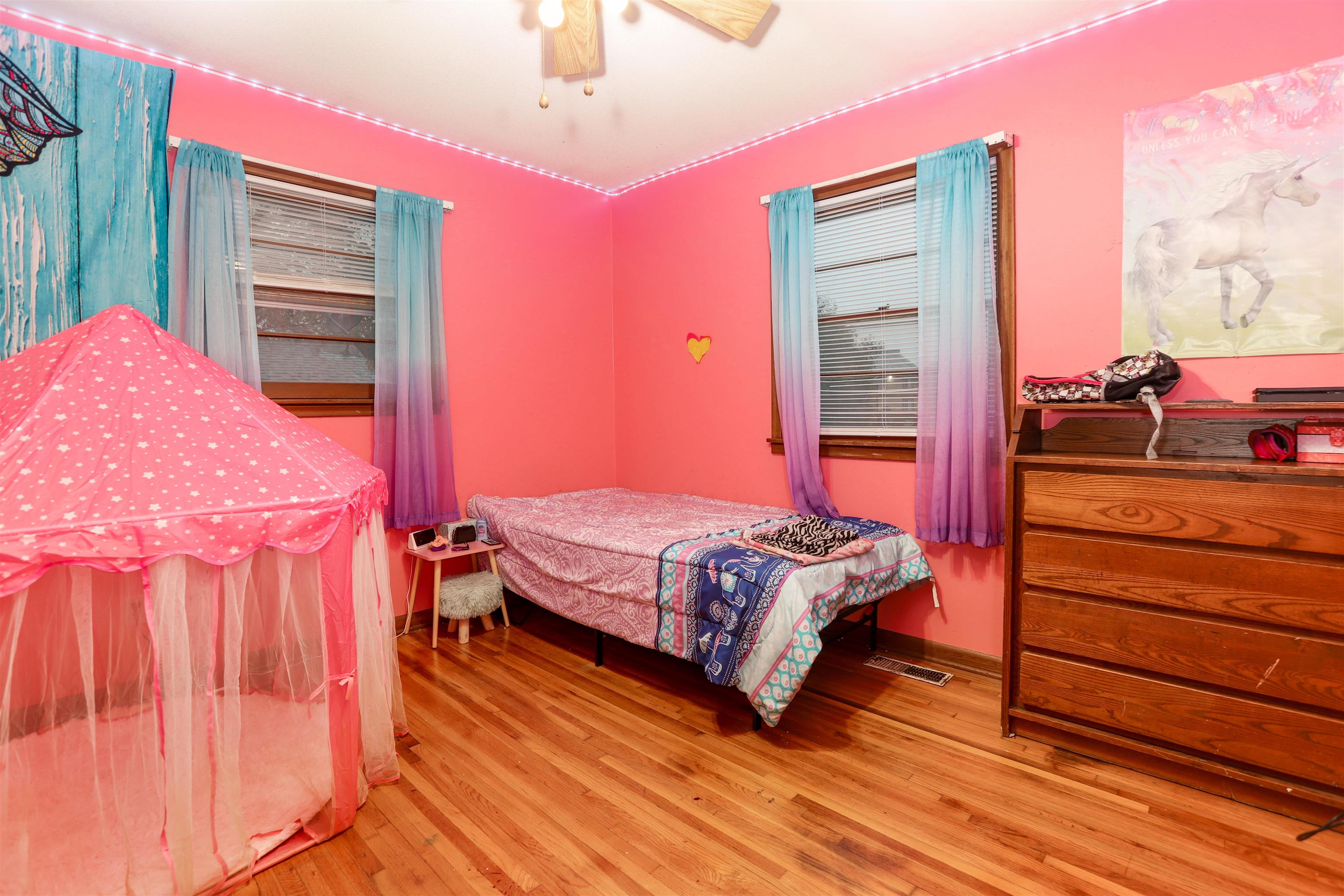 1239 N Illinois Street Wichita KS 67203