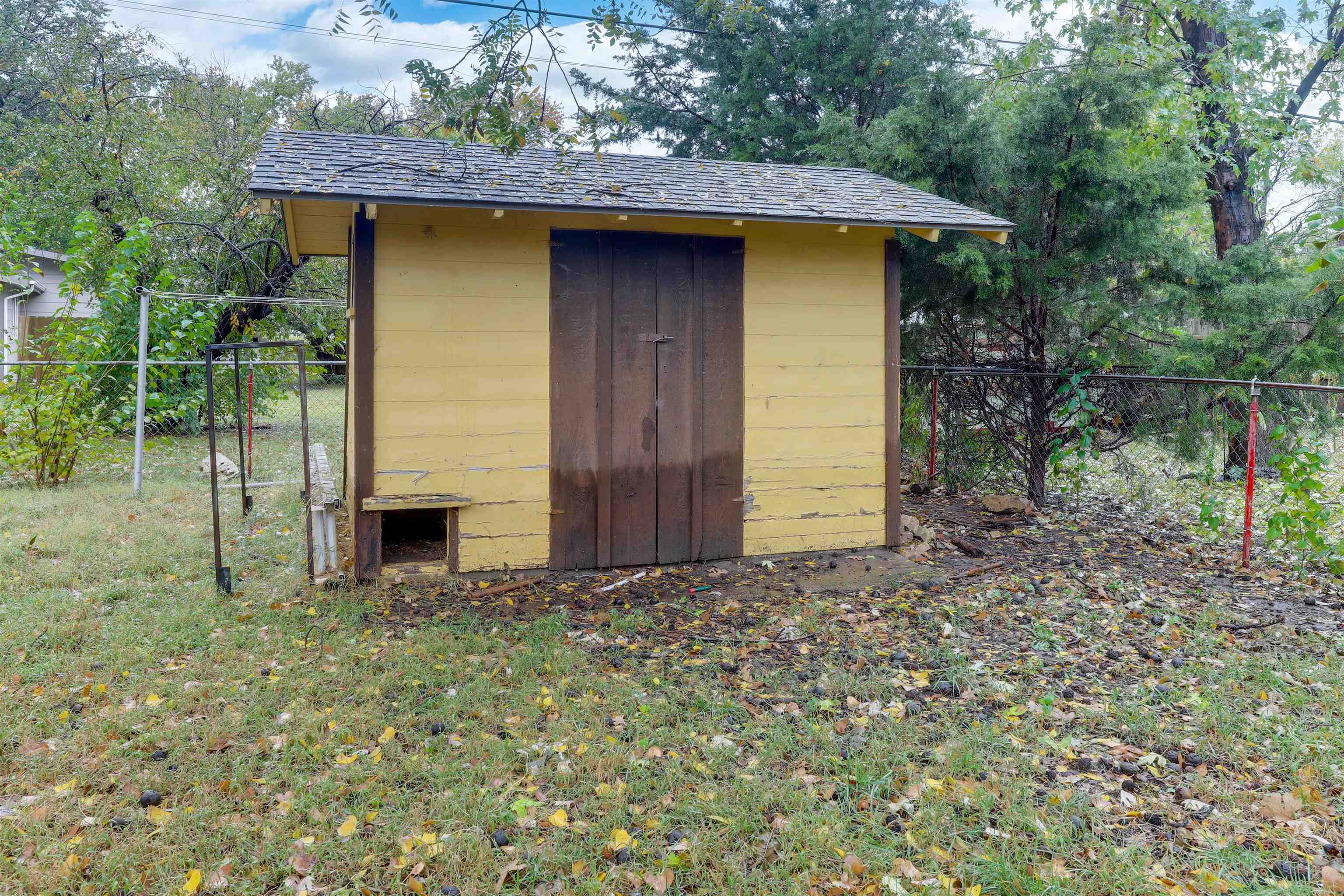 1239 N Illinois Street Wichita KS 67203