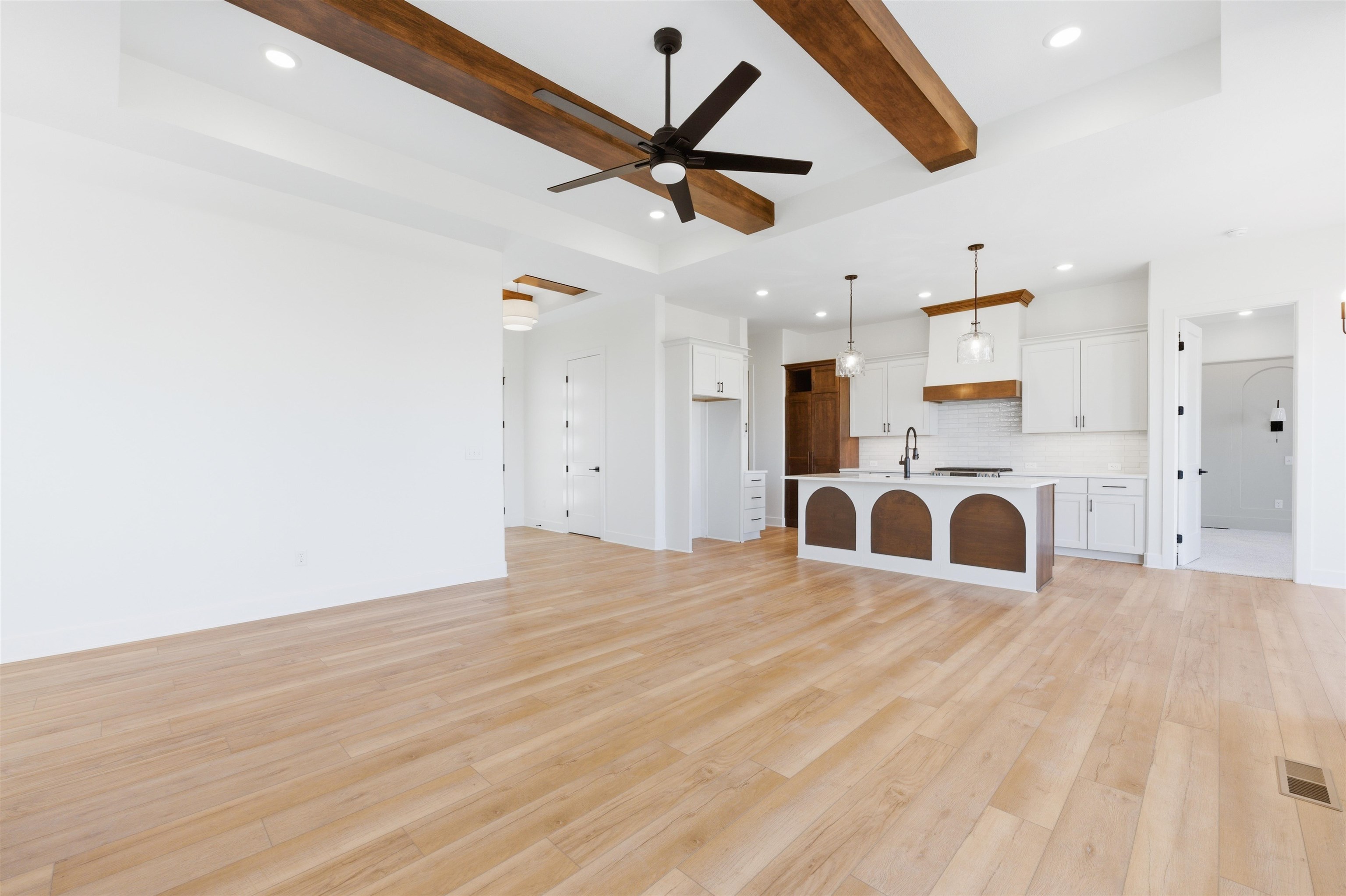 3871 N Estancia Court Wichita KS 67205