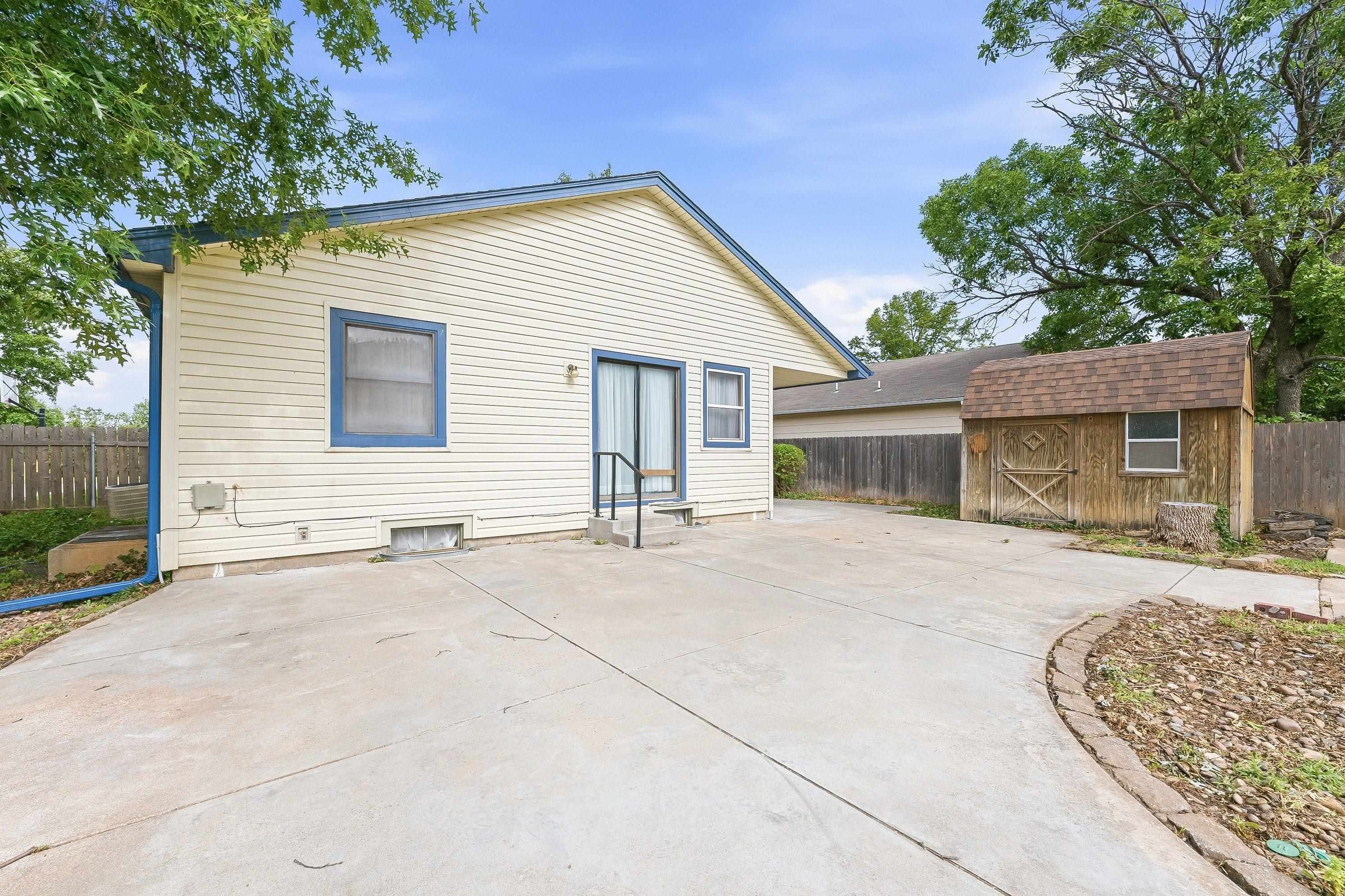 3912 S Arapaho Wichita KS 67215