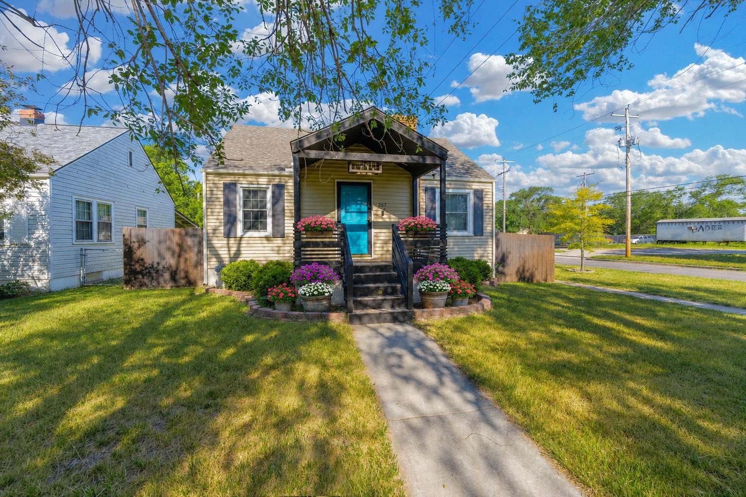257 Clarence Wichita KS 67203-1338