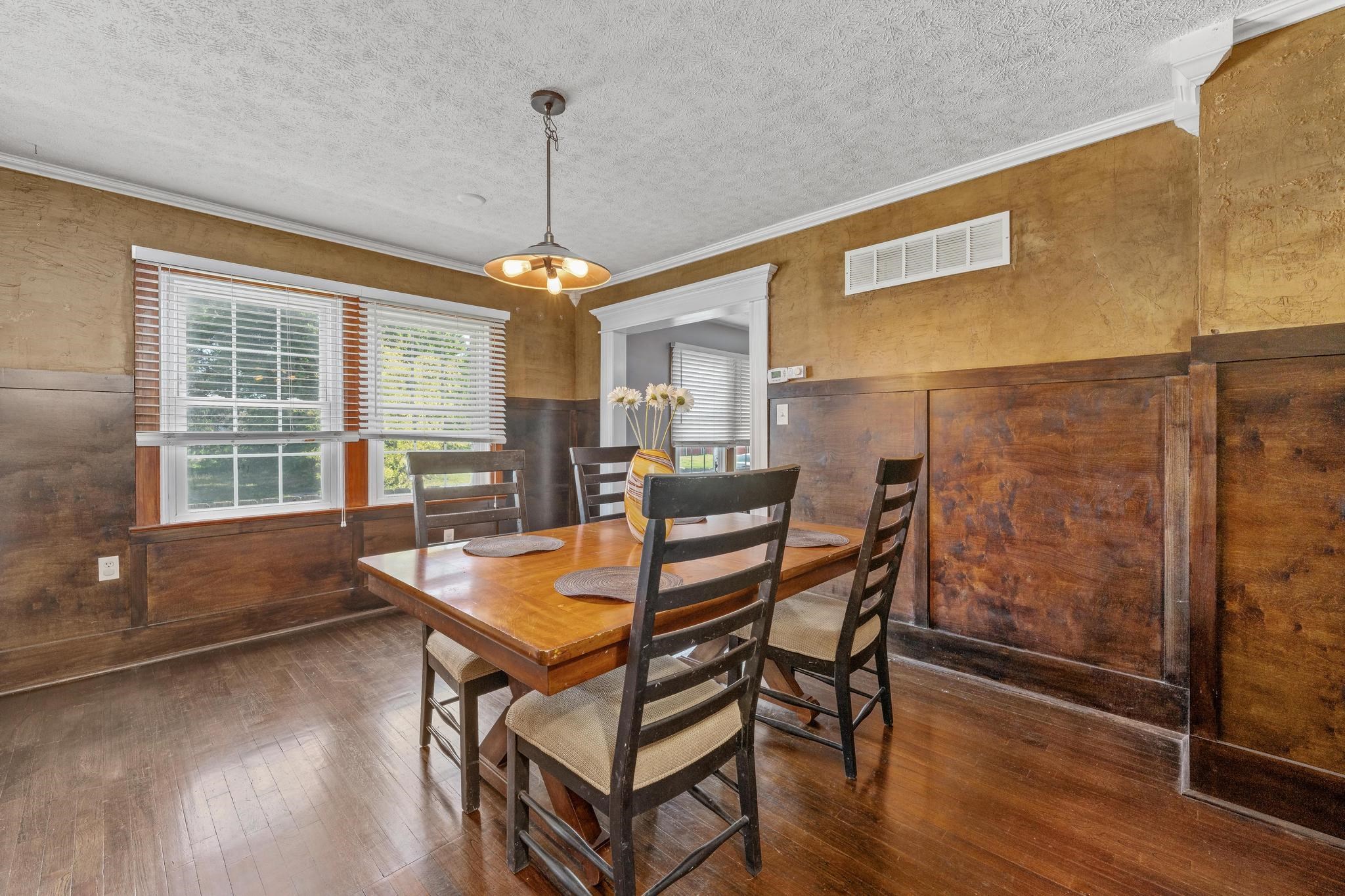 257 Clarence Wichita KS 67203-1338