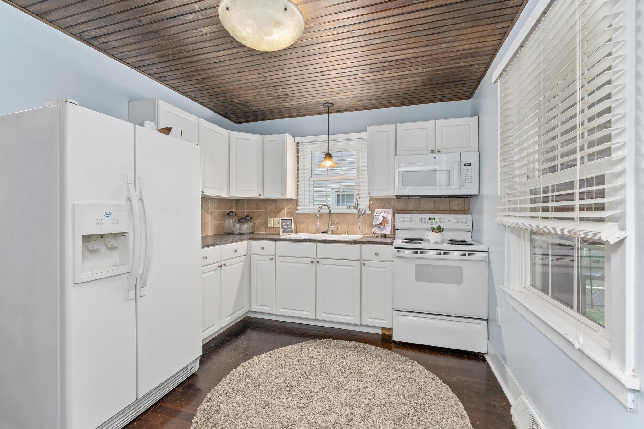 257 Clarence Wichita KS 67203-1338