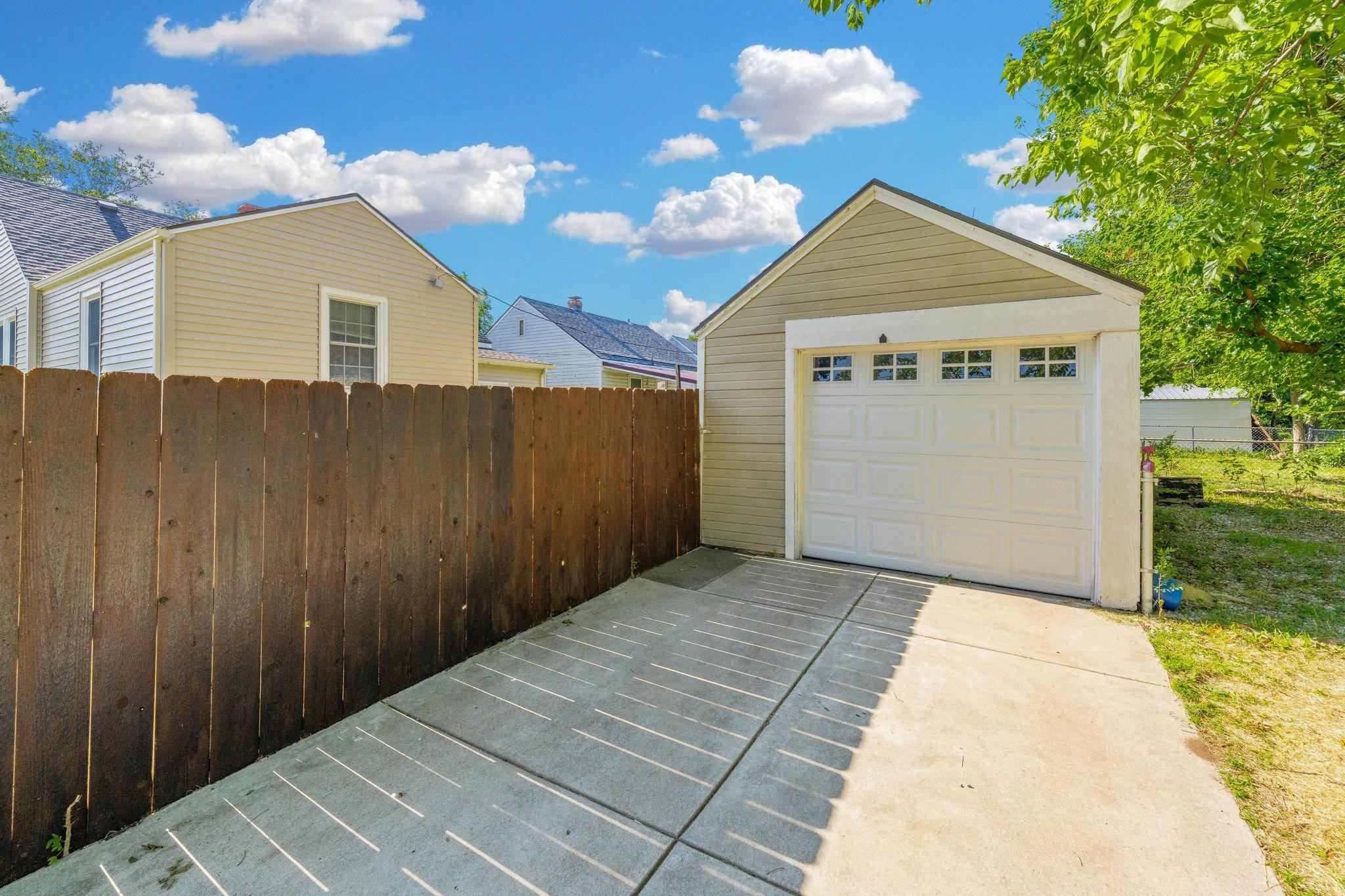 257 Clarence Wichita KS 67203-1338
