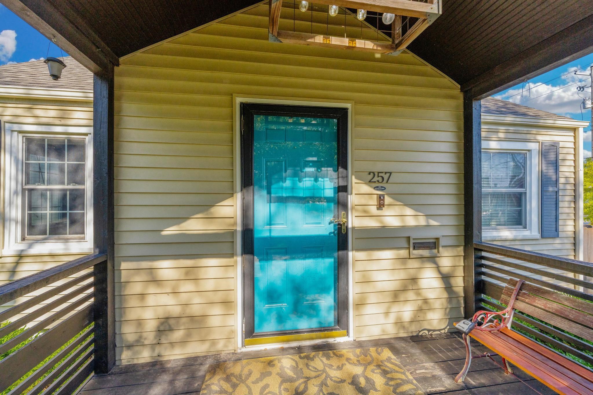 257 Clarence Wichita KS 67203-1338