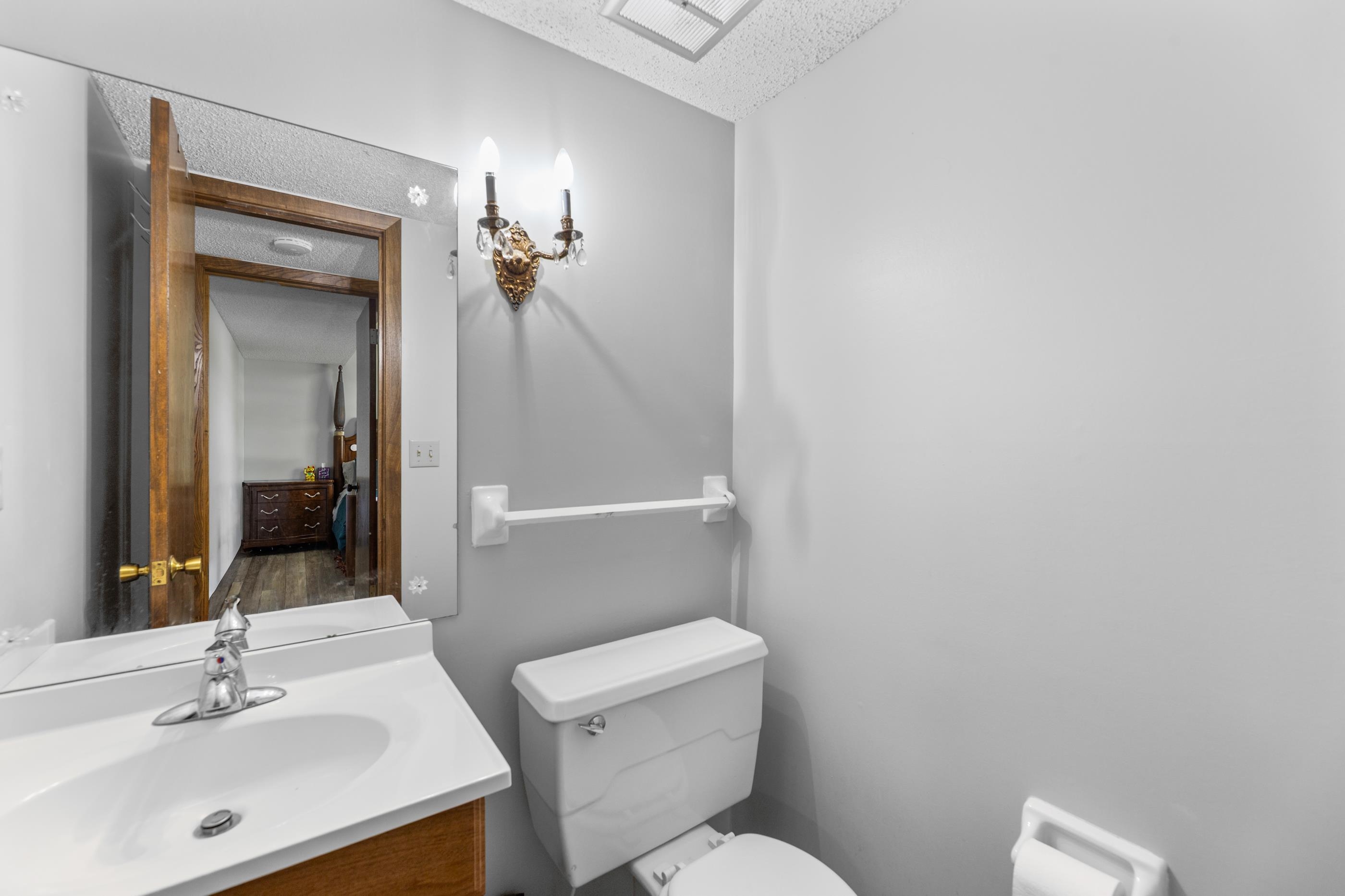7801 E Pagent Lane Wichita KS 67206