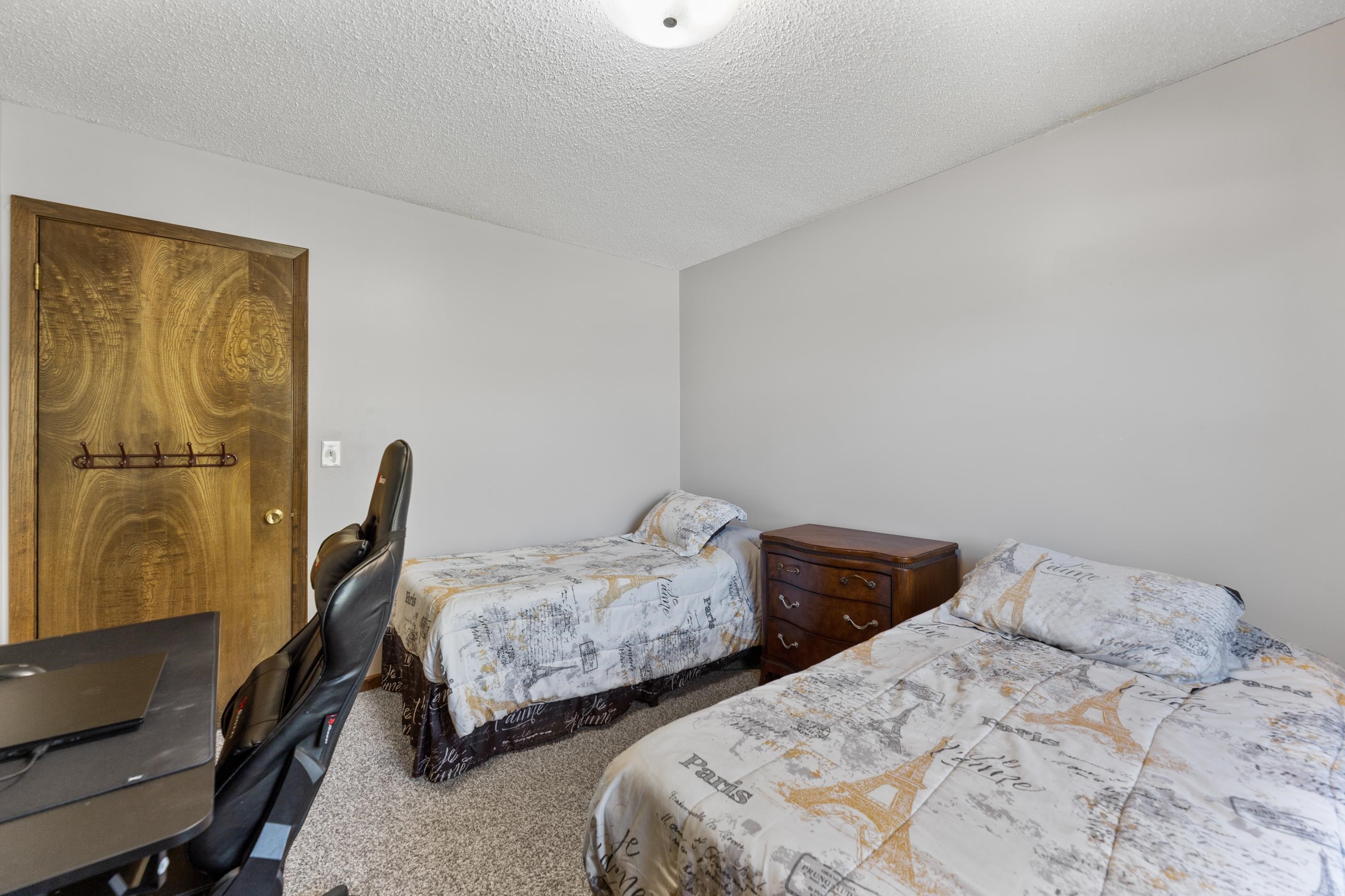 7801 E Pagent Lane Wichita KS 67206