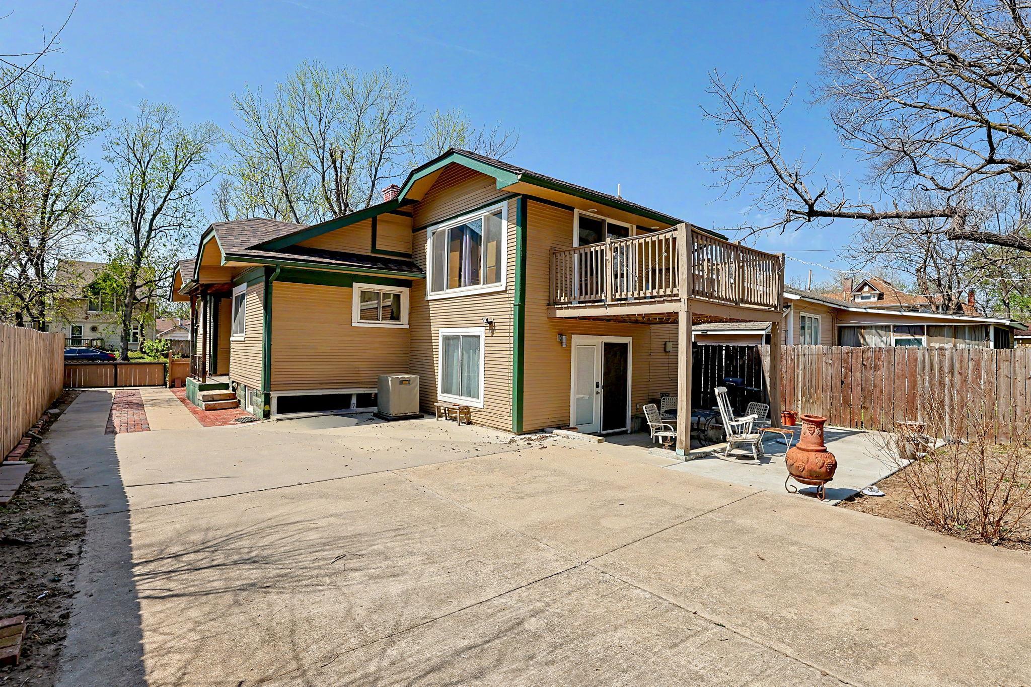 1124 N Pearce Avenue Wichita KS 67203