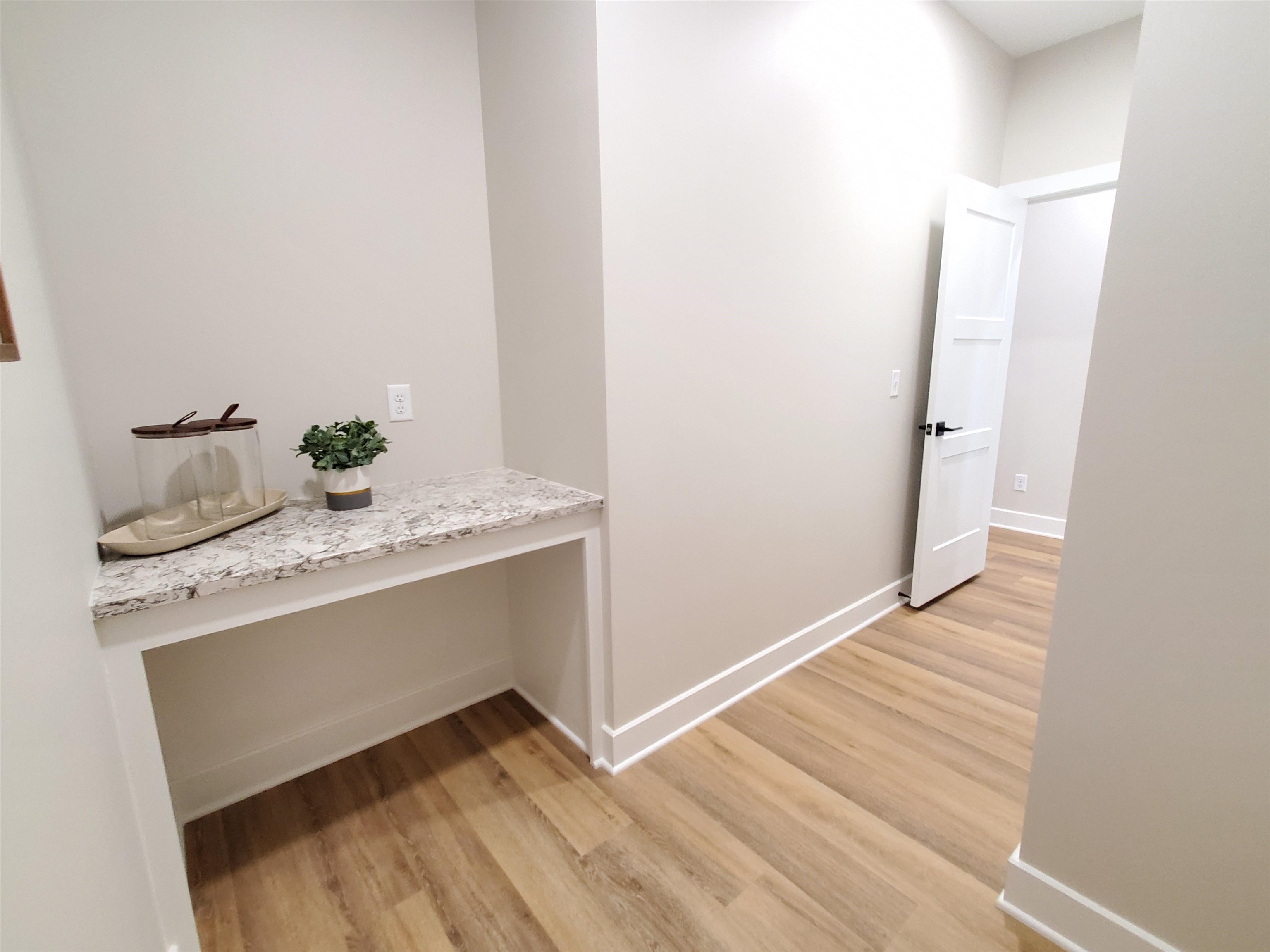 318 W Boxthorn Drive Andover KS 67002