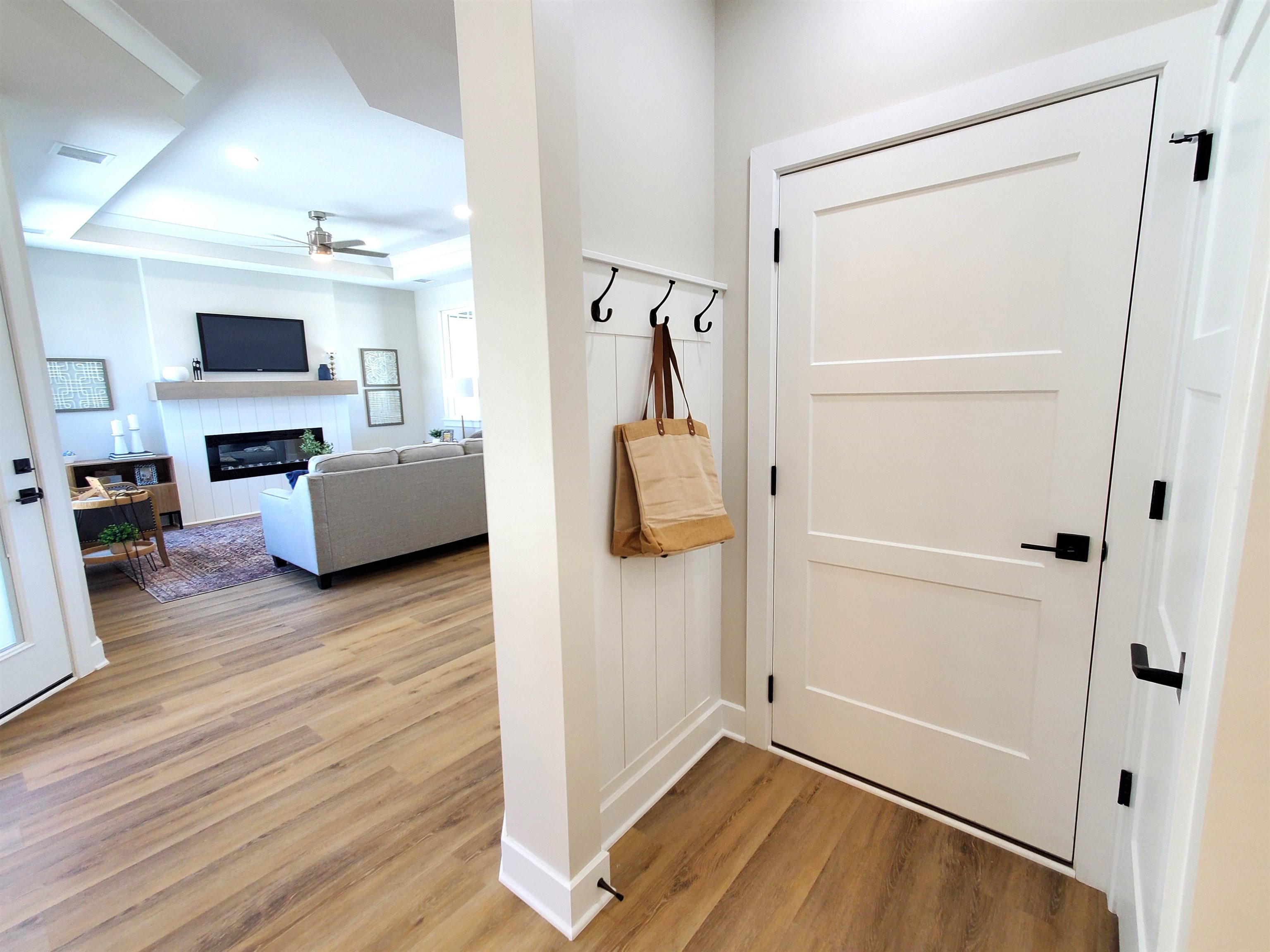 318 W Boxthorn Drive Andover KS 67002