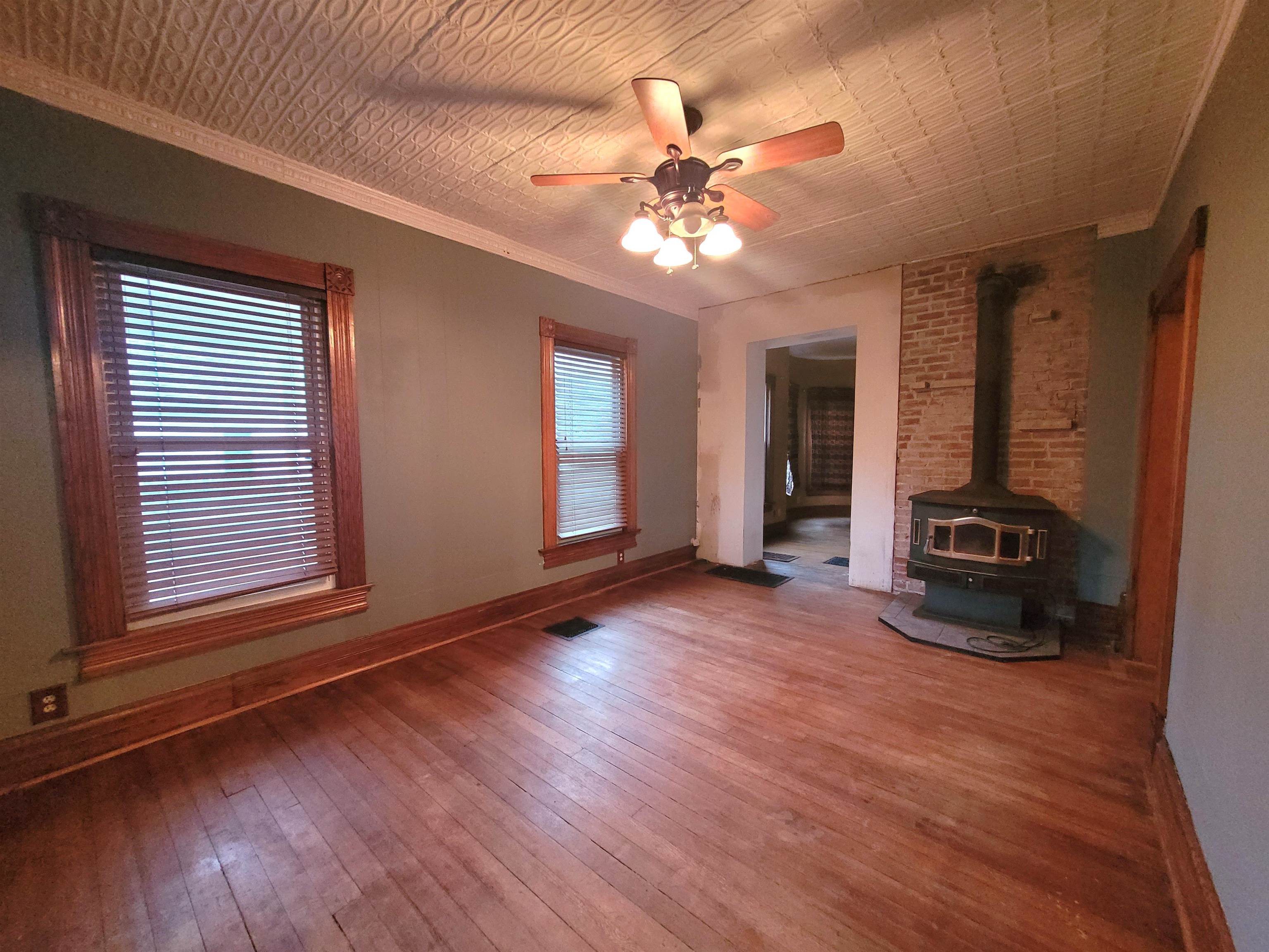 320 N School Street Eureka KS 67045