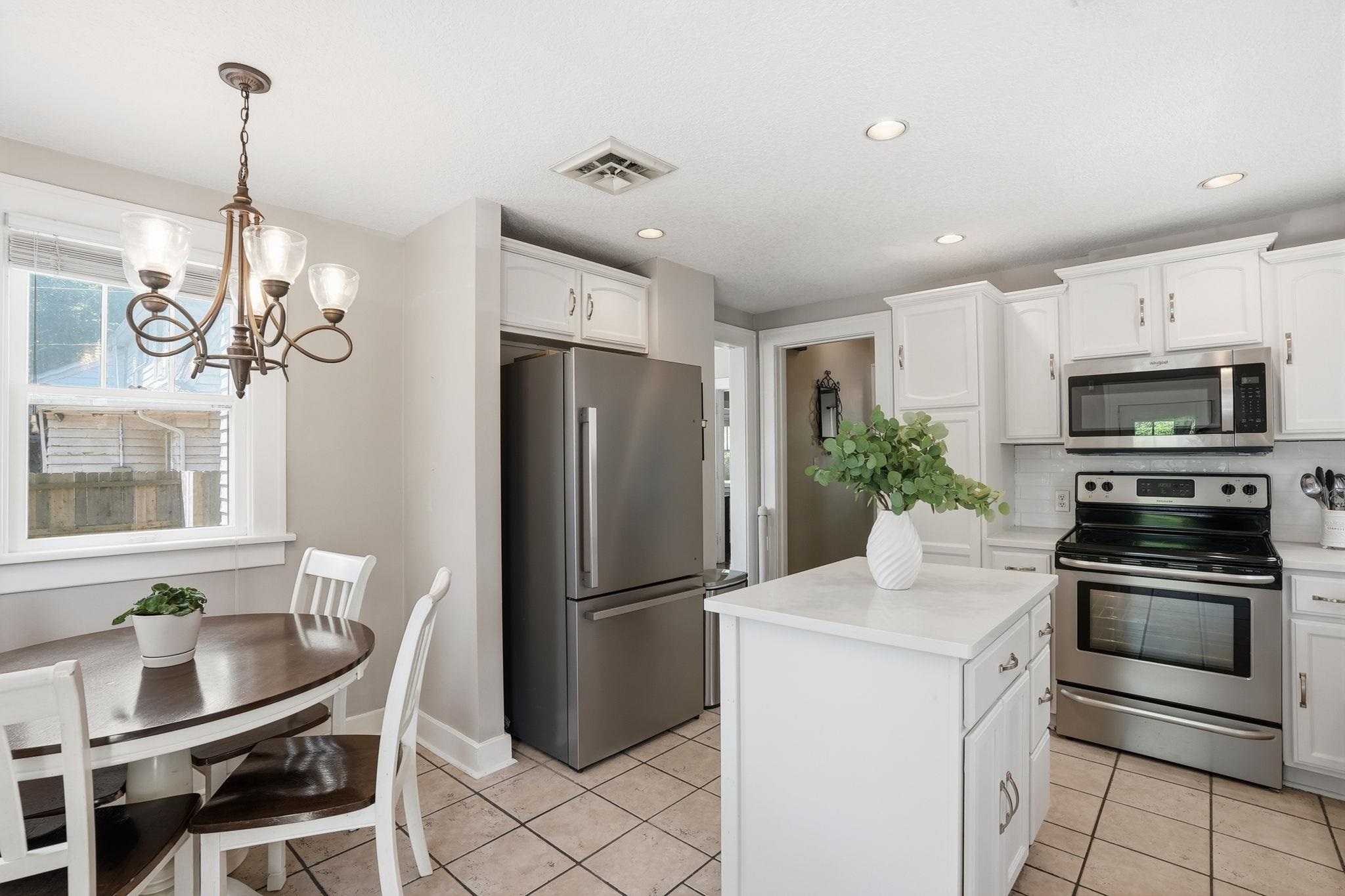 420 N Quentin Wichita KS 67208