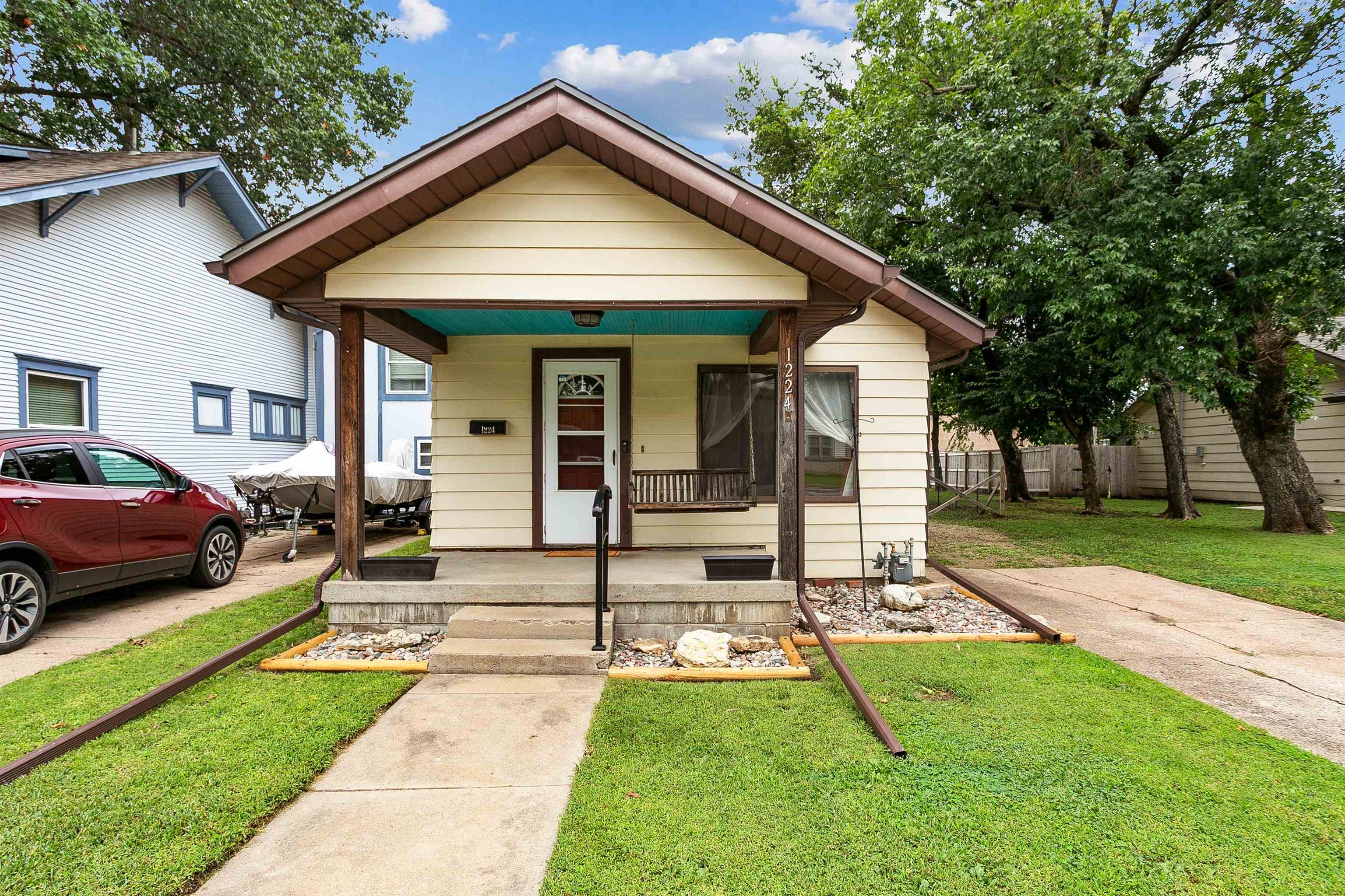 1224 N State Street Augusta KS 67010