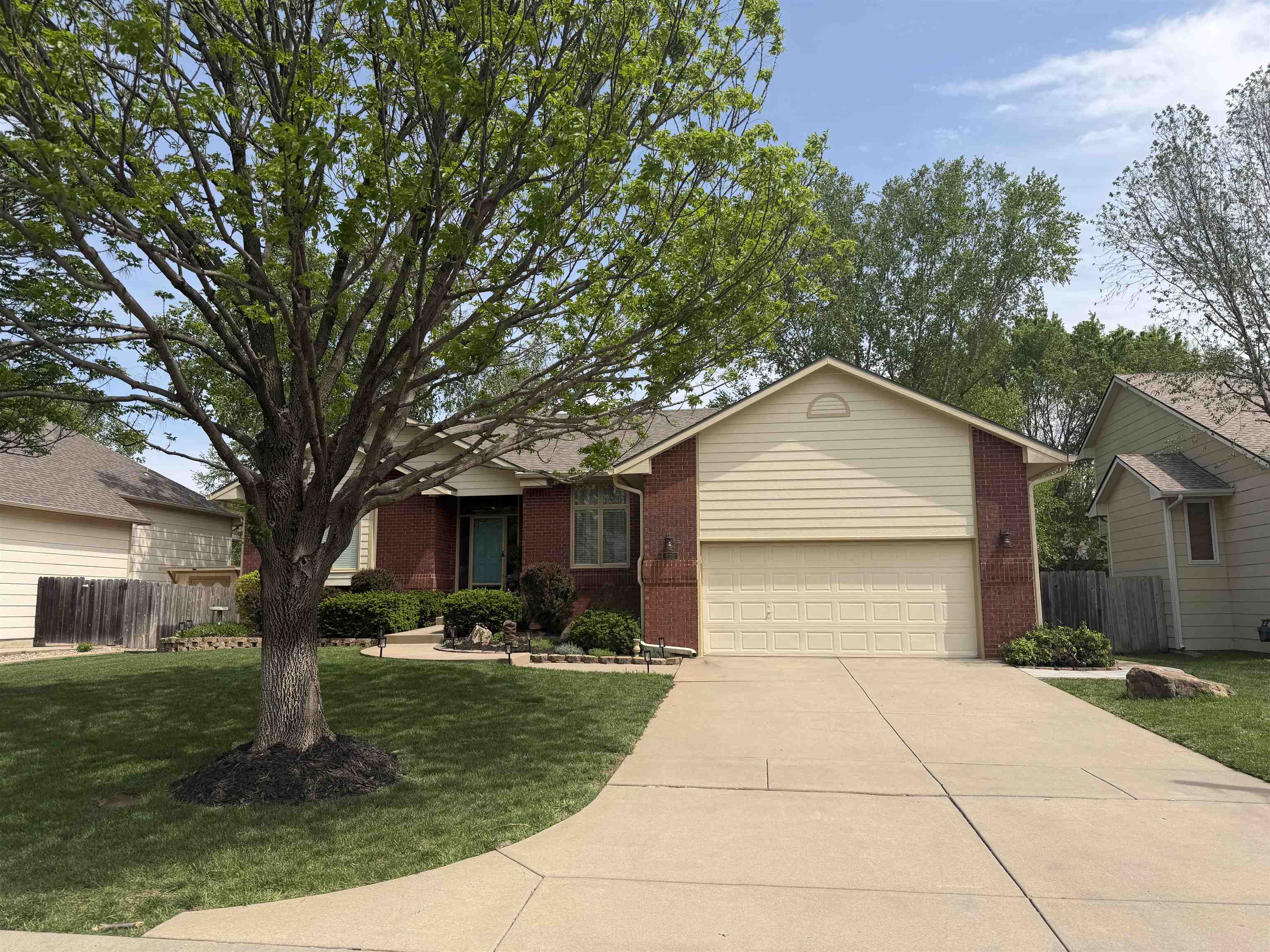 232 N Prescott Circle Wichita KS 67212