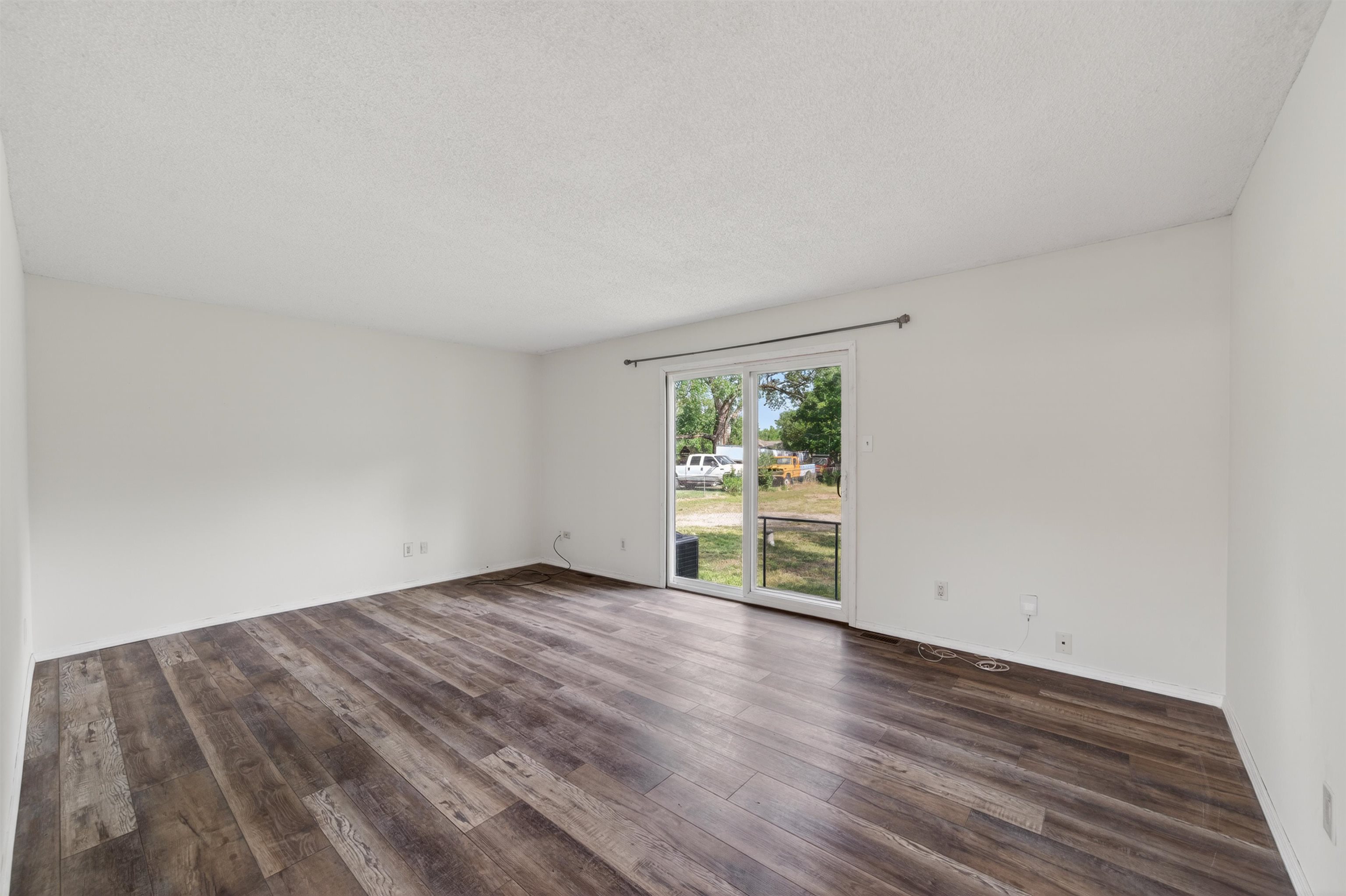 1600 E 87th Street S Haysville KS 67060