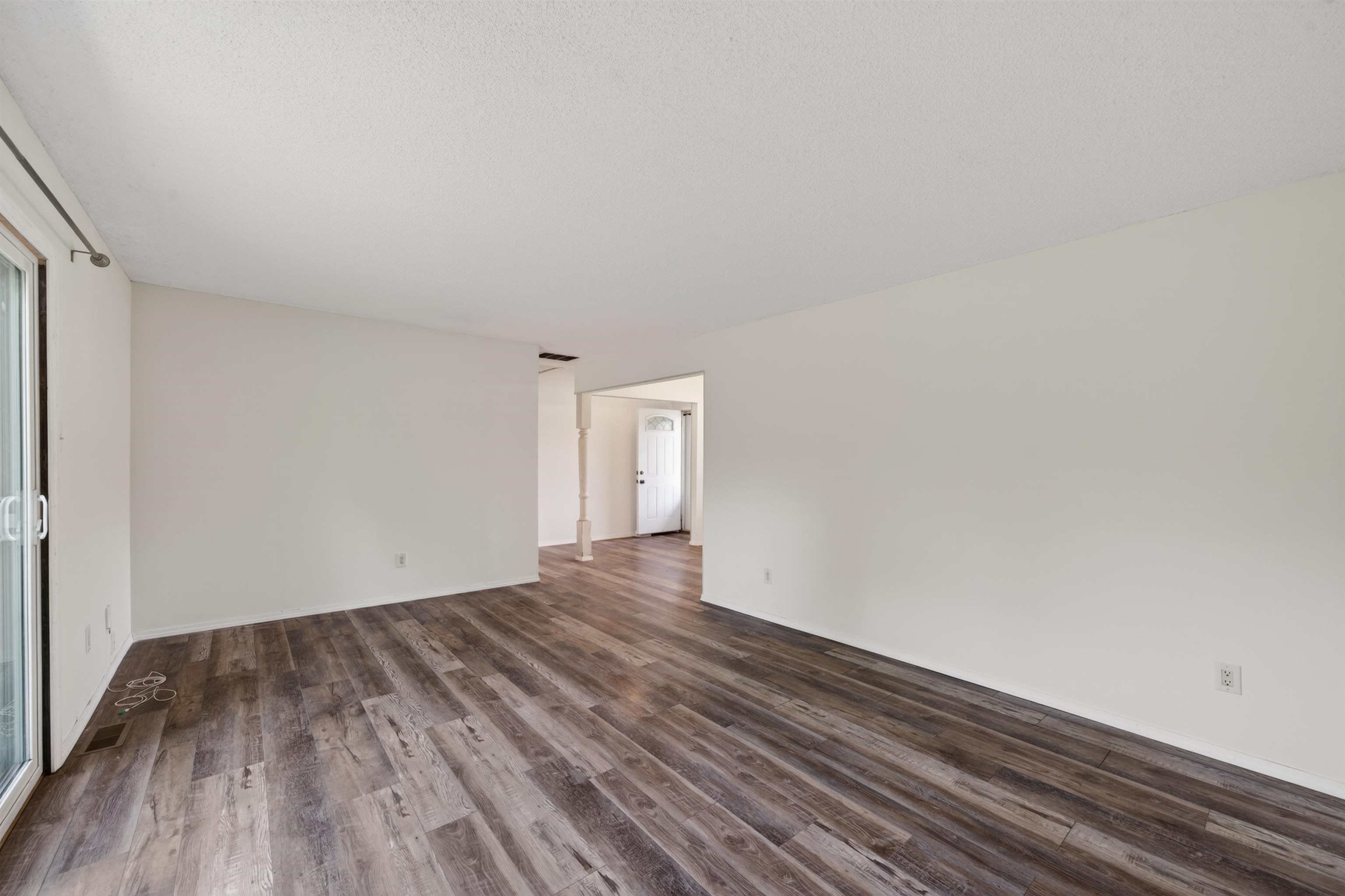 1600 E 87th Street S Haysville KS 67060