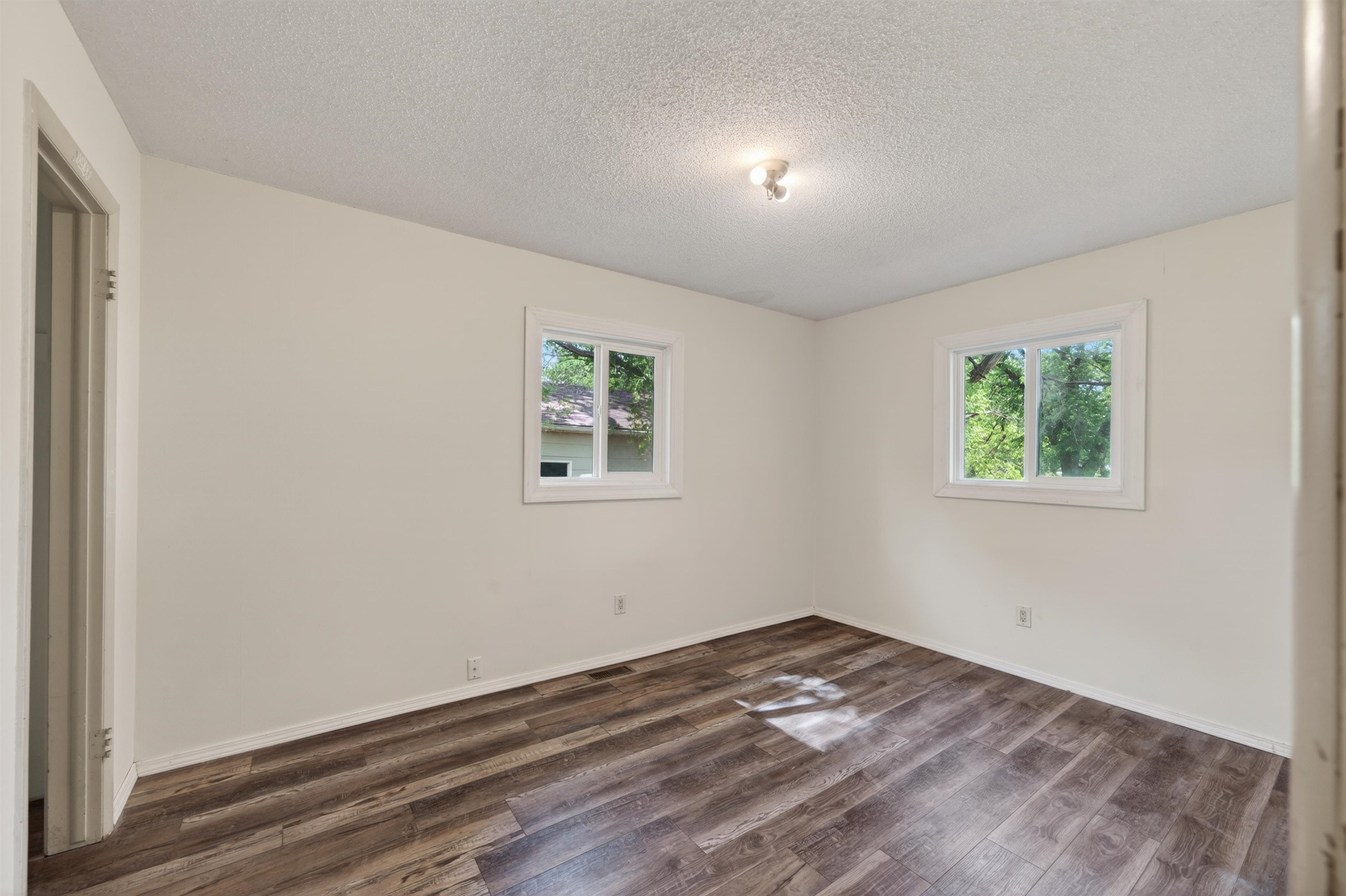 1600 E 87th Street S Haysville KS 67060